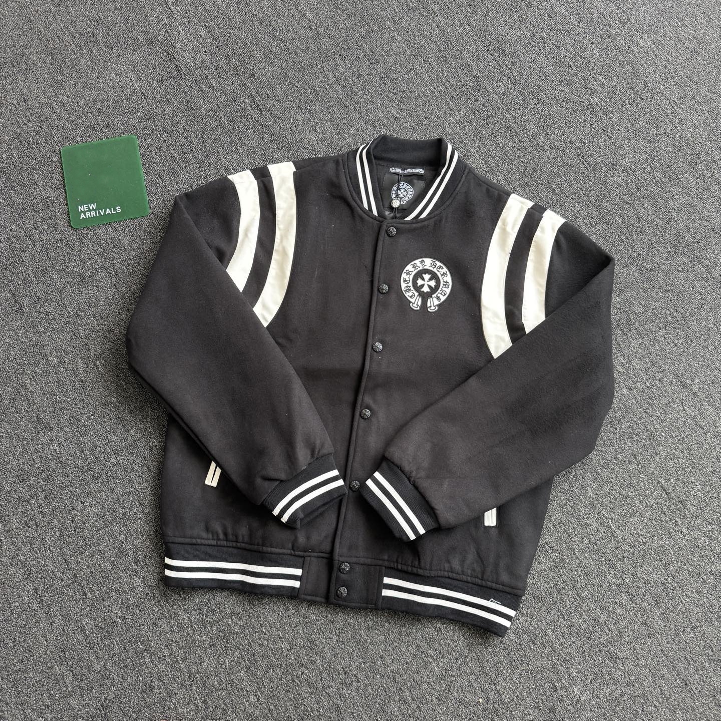 【CHROME HEARTS旗艦店】クロムハーツ ジャケット ご好評に付き再入荷！