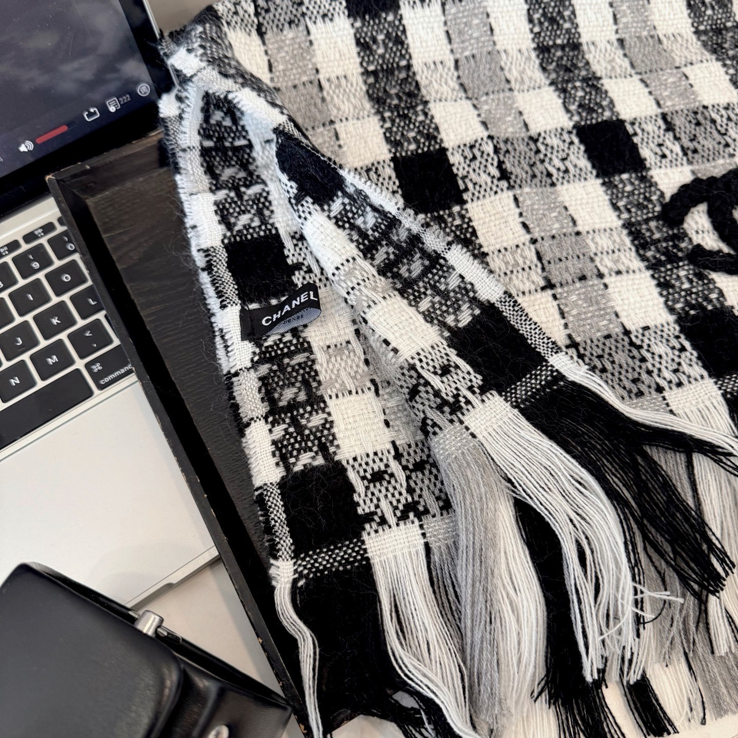 【CHANEL公式旗艦店】シャネル スカーフ 限定発売 送料無料