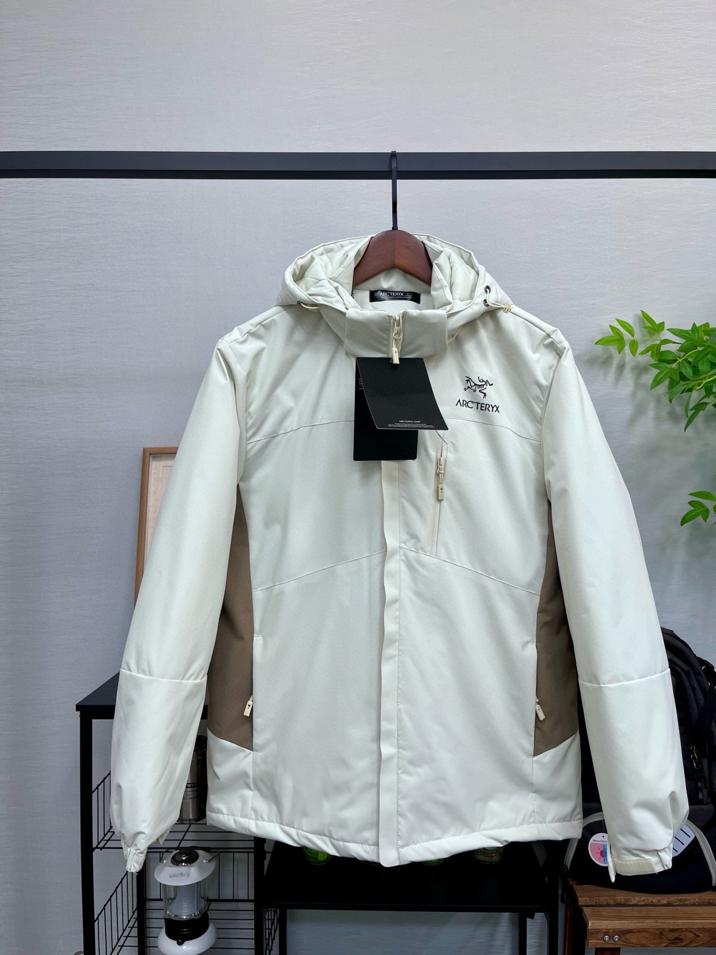 【ARC'TERYX旗艦店】ダウンジャケット 男女兼用 ご好評に付き再入荷！