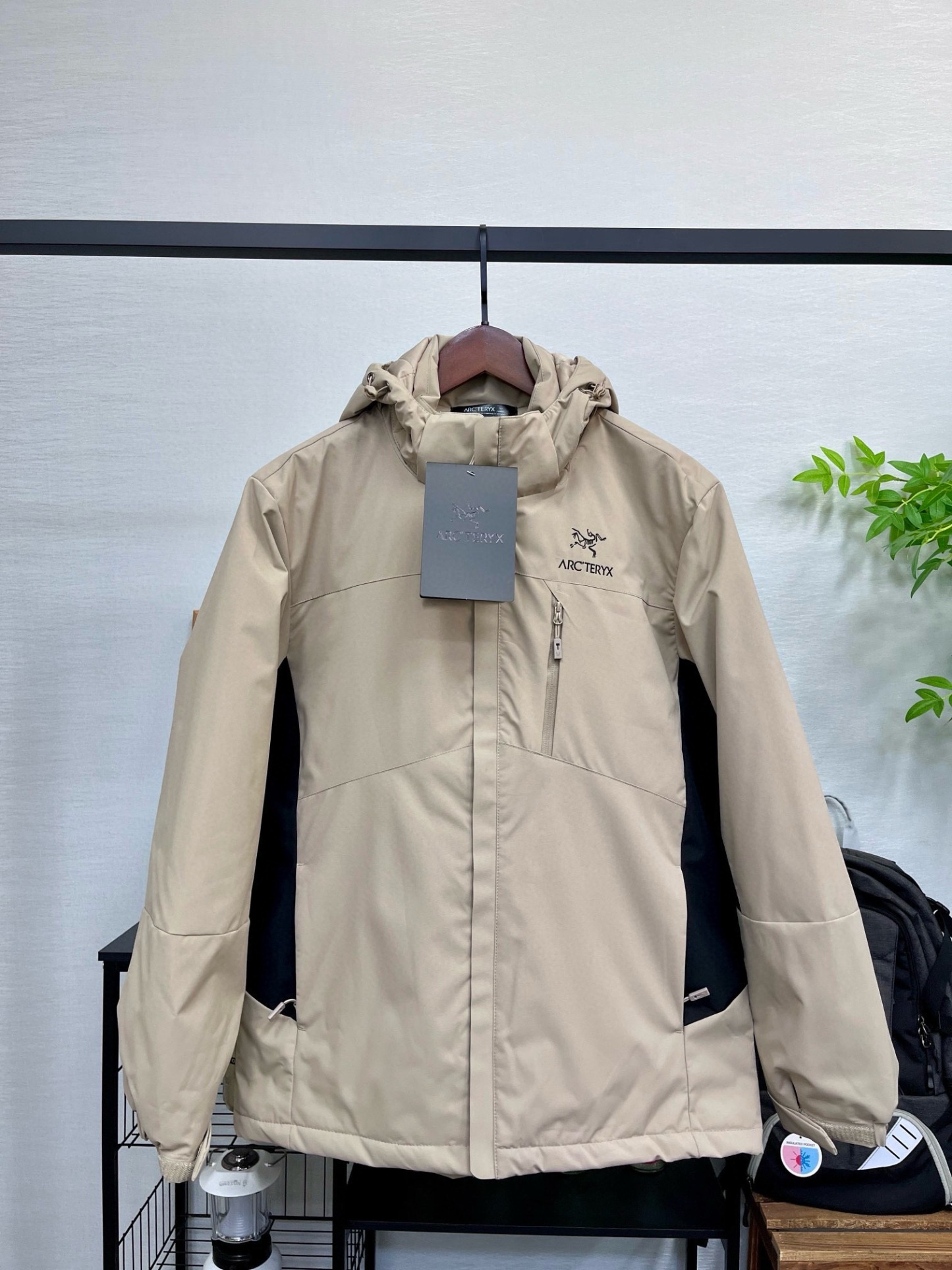 【ARC'TERYX旗艦店】ダウンジャケット 男女兼用 ご好評に付き再入荷！