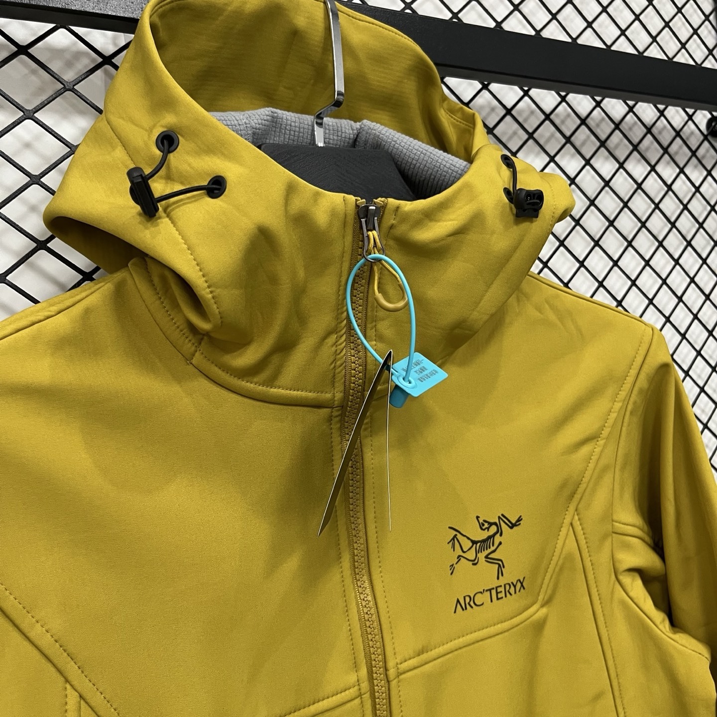 【ARC'TERYX旗艦店】ジャケット ご好評に付き再入荷！