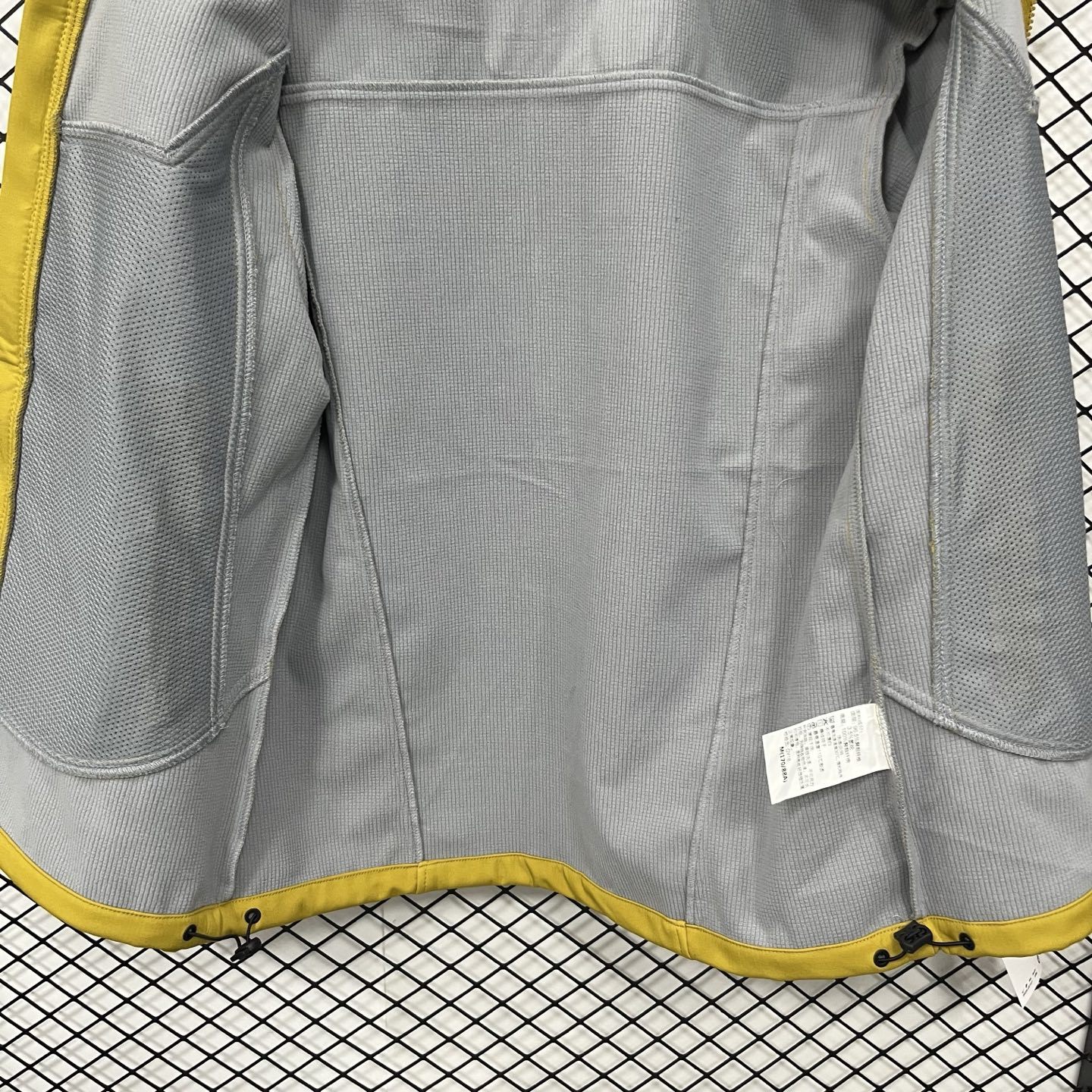 【ARC'TERYX旗艦店】ジャケット ご好評に付き再入荷！