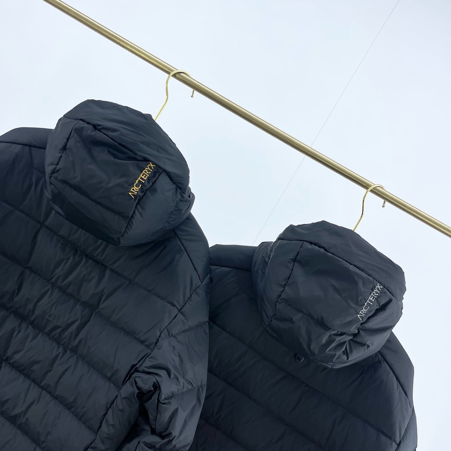 【ARC TERYX公式旗艦店】ダウンジャケット ご好評に付き再入荷！