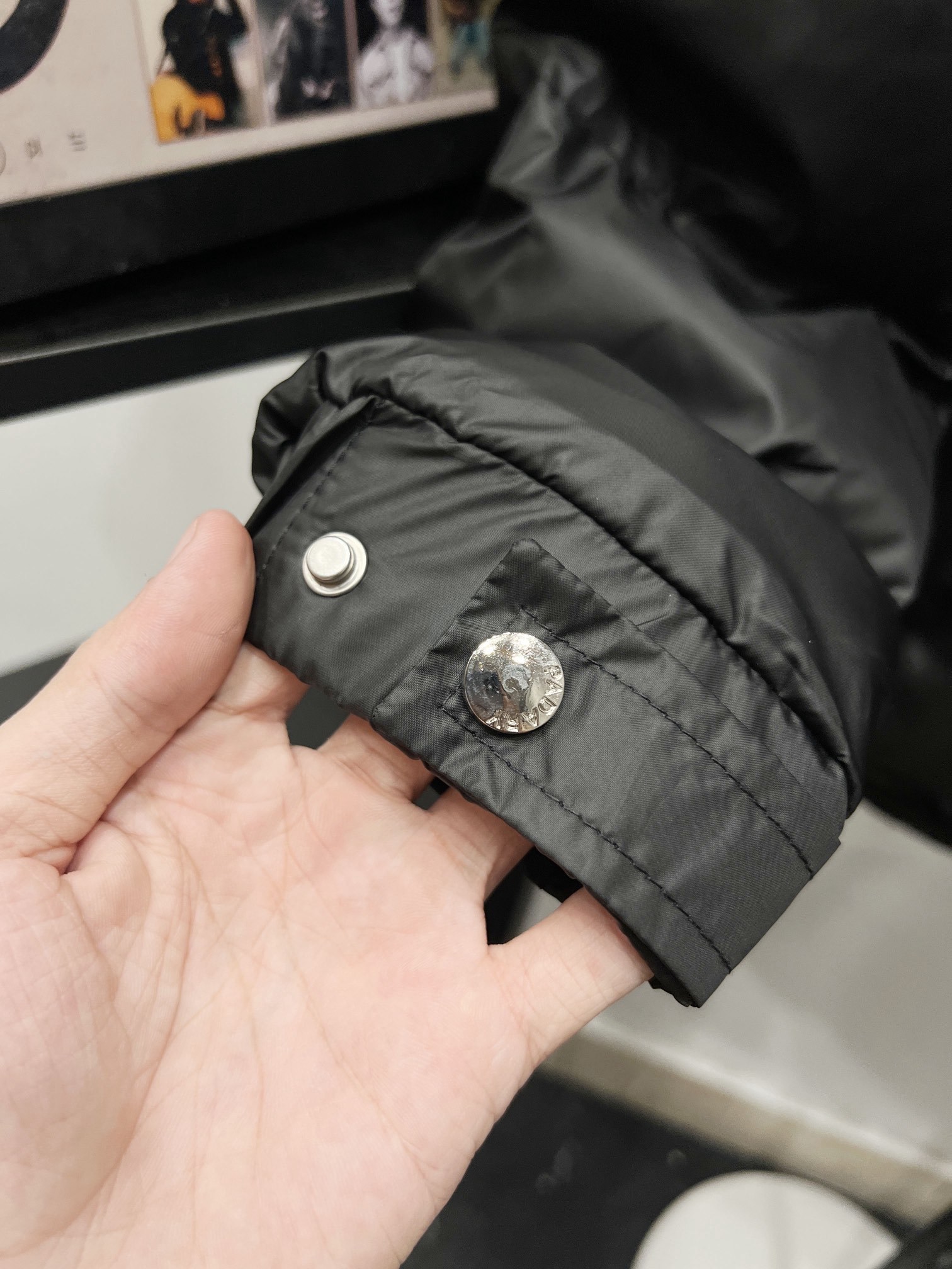 【PRADA旗艦店】ダウンジャケット、ご好評に付き再入荷！