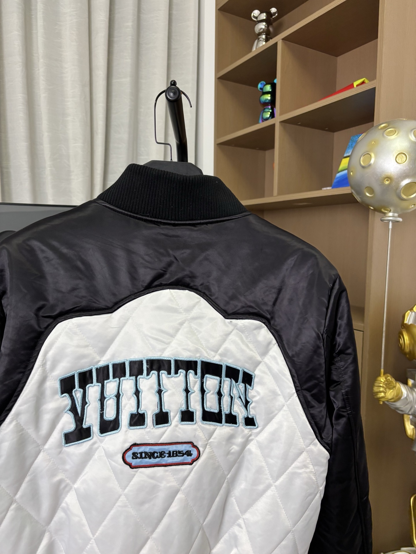 【LOUIS VUITTON旗艦店】ルイヴィトン 野球服のジャケット ご好評に付き再入荷！