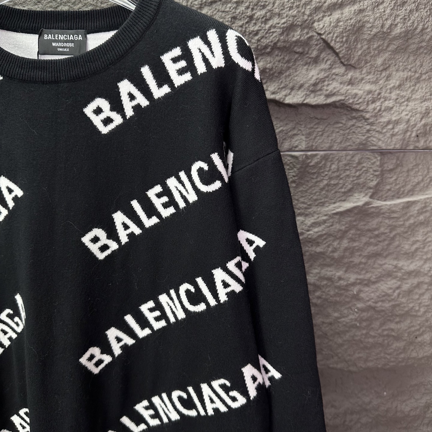 【BALENCIAGA旗艦店】バレンシアガ セーター ご好評に付き再入荷！