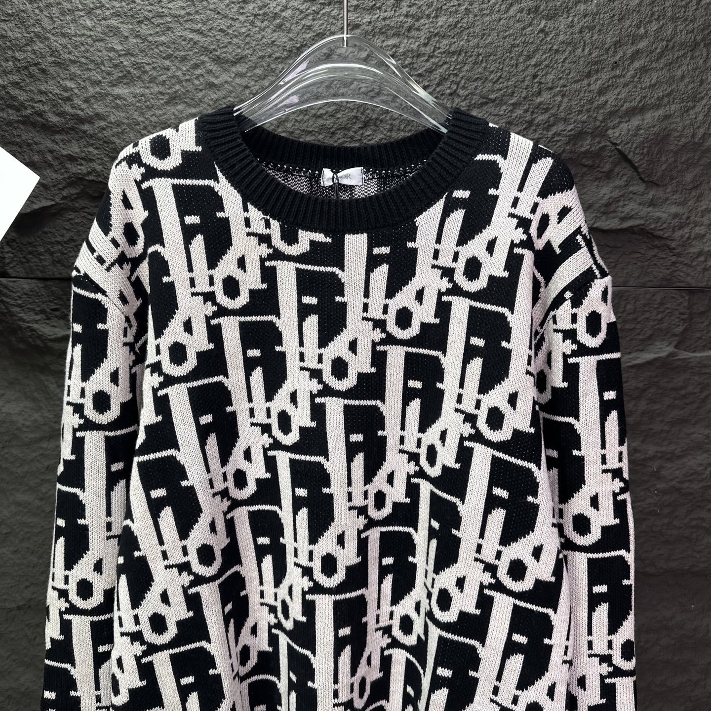 【DIOR旗艦店】ディオール セーター ご好評に付き再入荷！