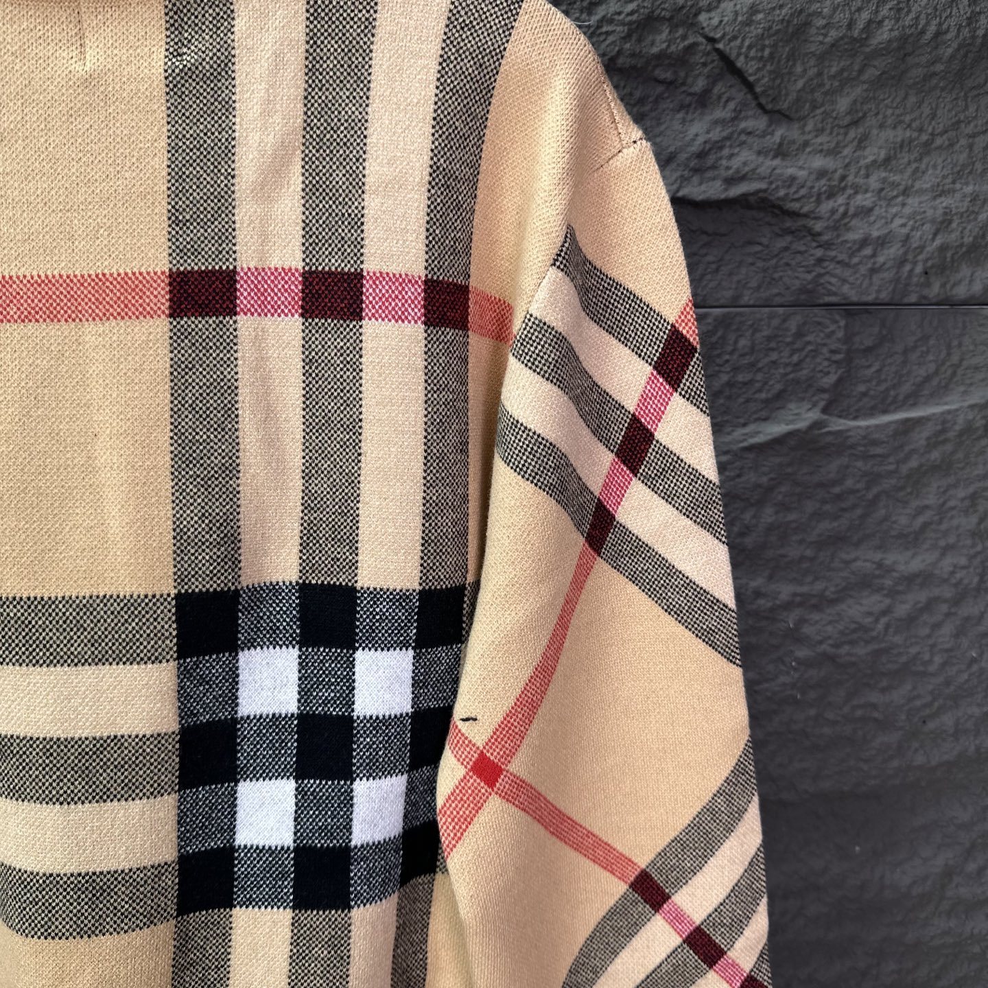 【BURBERRY旗艦店】バーバリー セーター ご好評に付き再入荷！