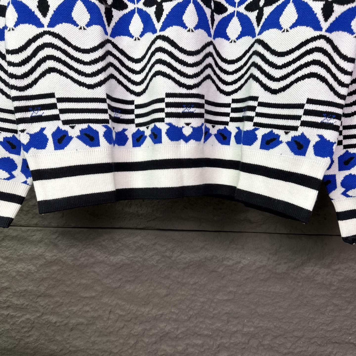 【LOUIS VUITTON旗艦店】ルイヴィトン セーター ご好評に付き再入荷！