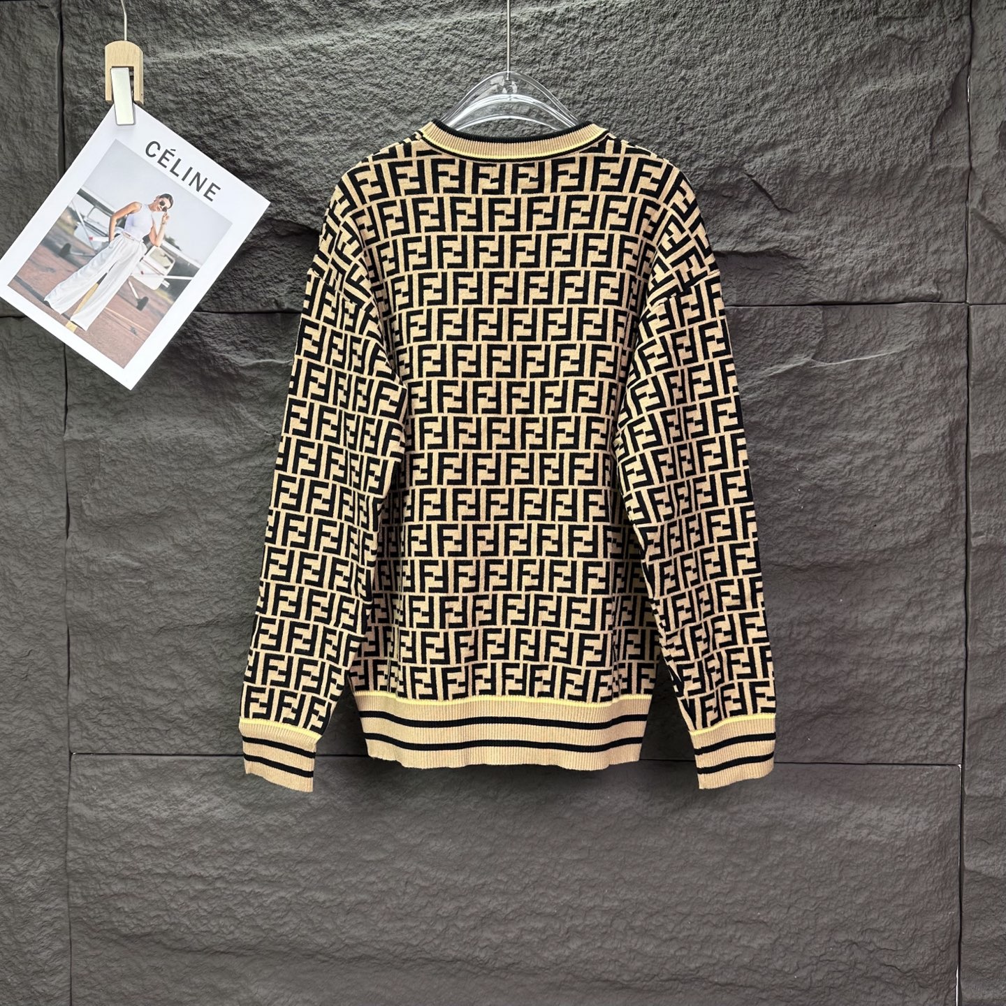 【FENDI旗艦店】フェンディ セーター 男女兼用 ご好評に付き再入荷！