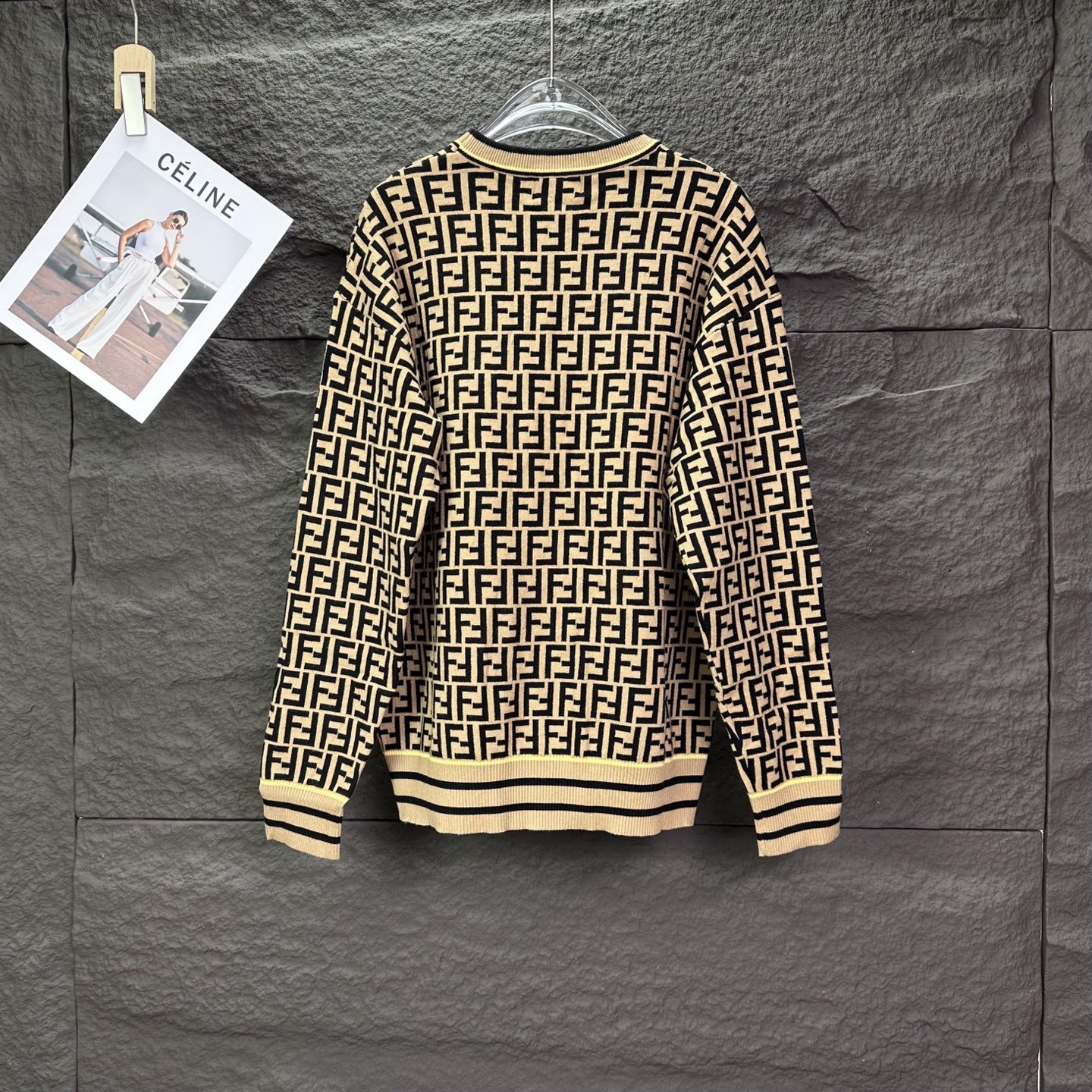 【FENDI旗艦店】フェンディ セーター 男女兼用 ご好評に付き再入荷！