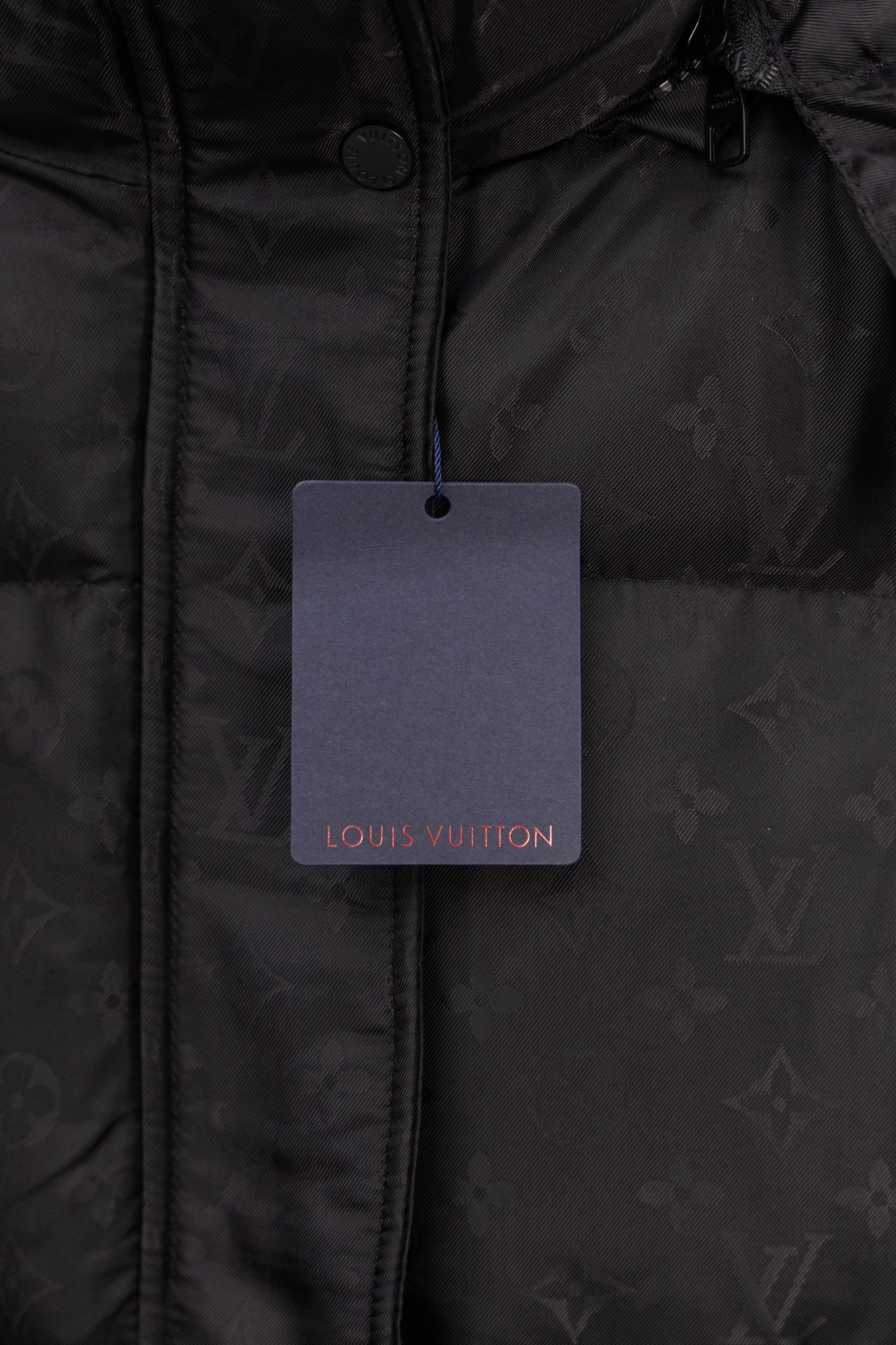 【LOUIS VUITTON旗艦店】ルイヴィトン ダウンジャケット ご好評に付き再入荷！