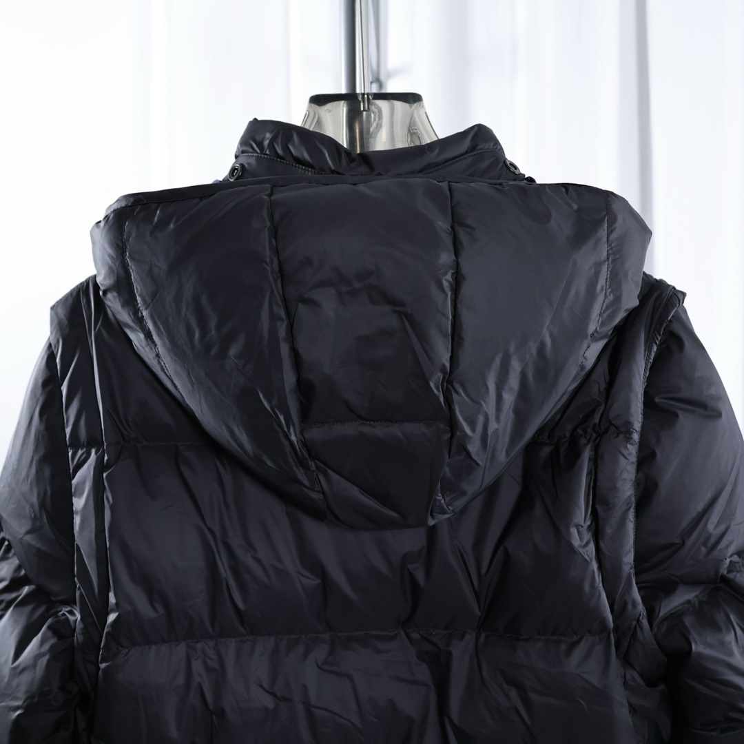 【MONCLER 公式旗艦店】モンクレール ダウンジャケット ご好評に付き再入荷！