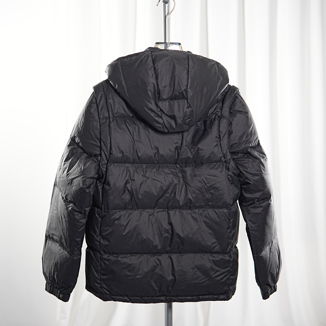 【MONCLER 公式旗艦店】モンクレール ダウンジャケット ご好評に付き再入荷！