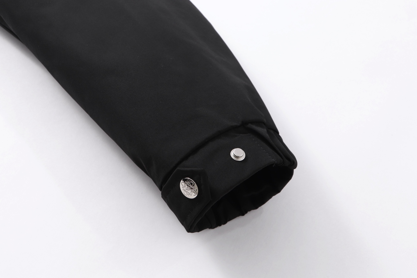 【LOEWE公式旗艦店】ロエベ 綿ジャケット ご好評に付き再入荷！