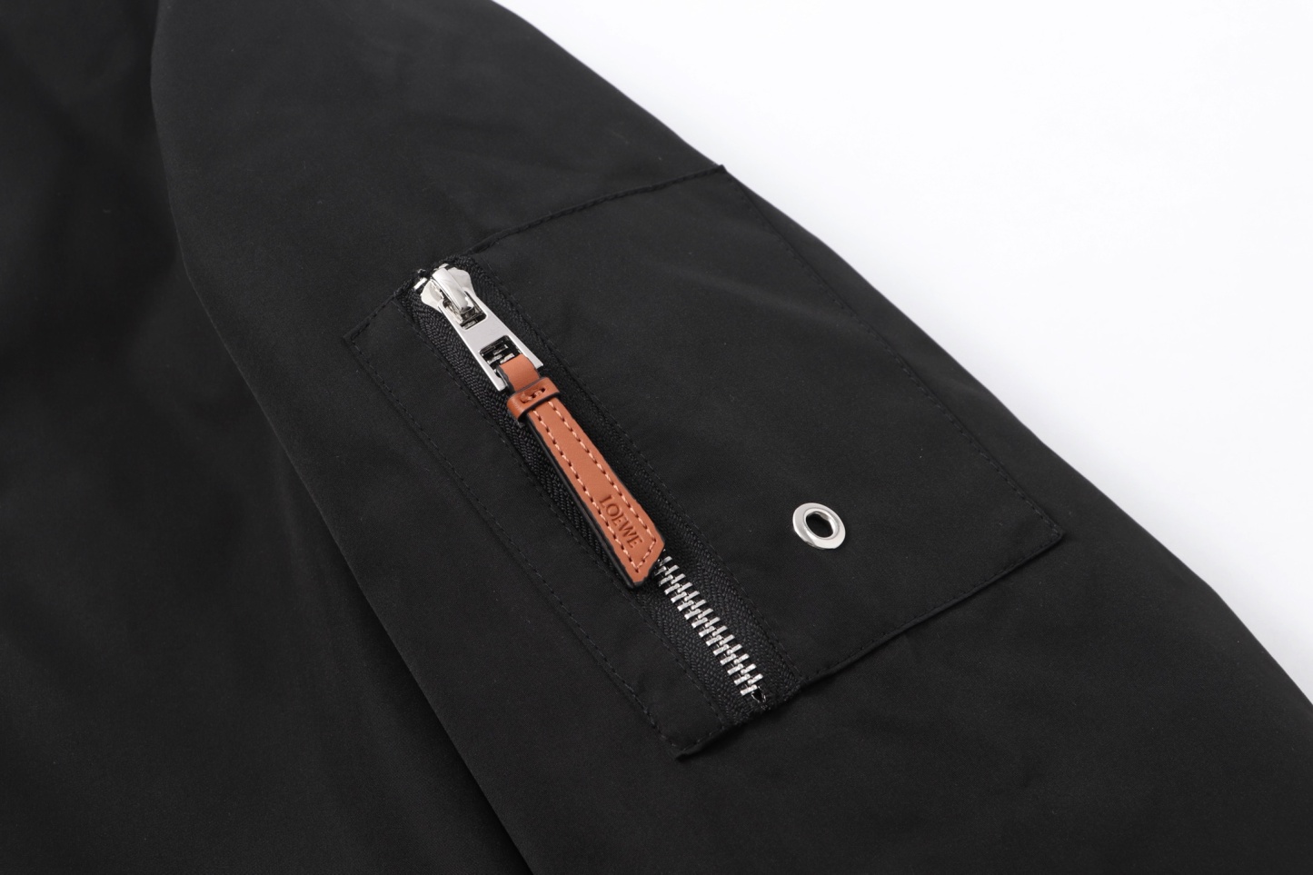 【LOEWE公式旗艦店】ロエベ 綿ジャケット ご好評に付き再入荷！