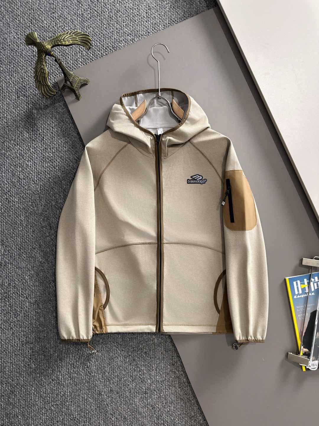 【BALENCIAGA旗艦店】バレンシアガ ジャケット ご好評に付き再入荷！