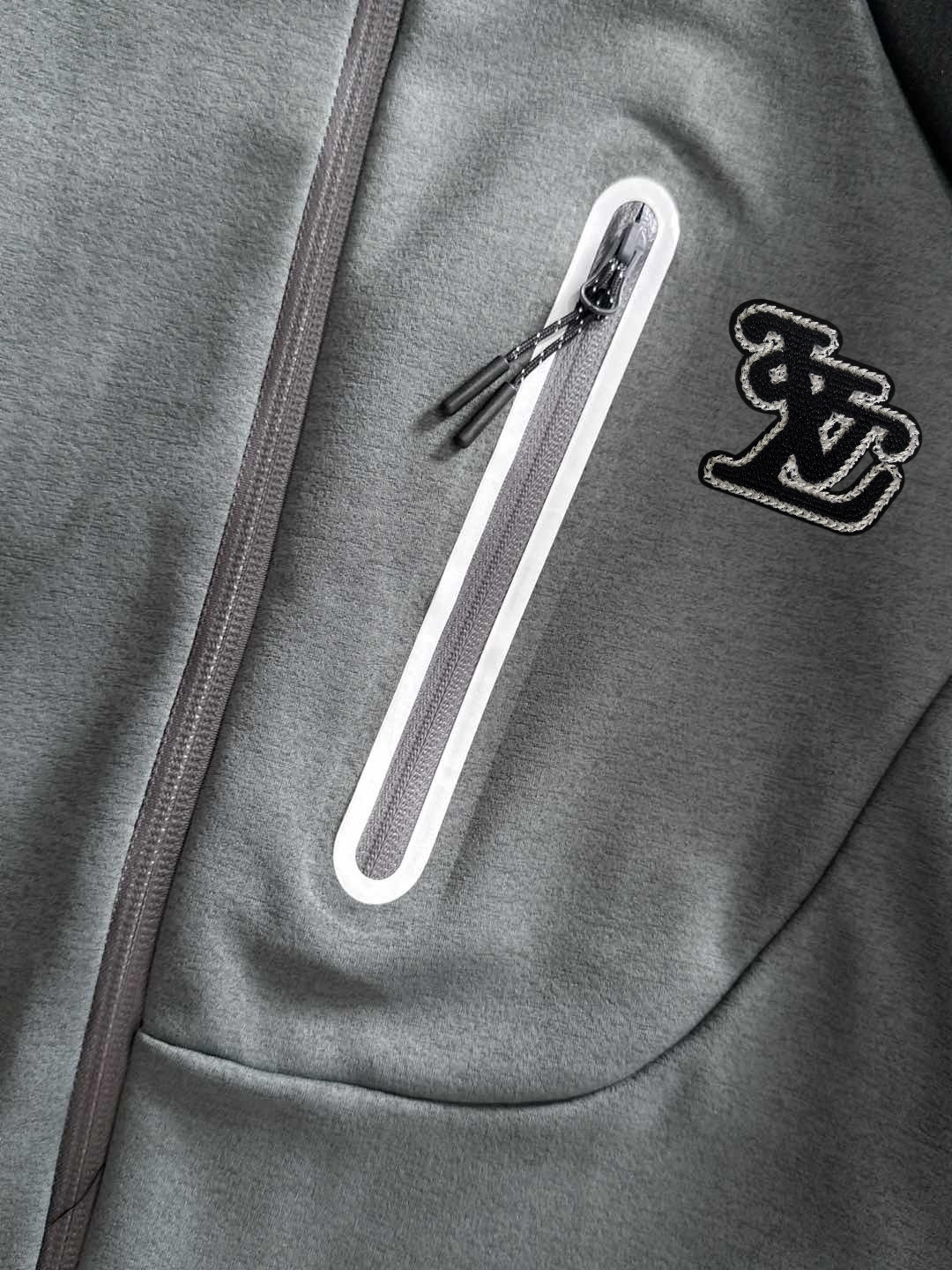 【Louis Vuitton公式旗艦店】ルイヴィトン ジャケット 、ご好評に付き再入荷！