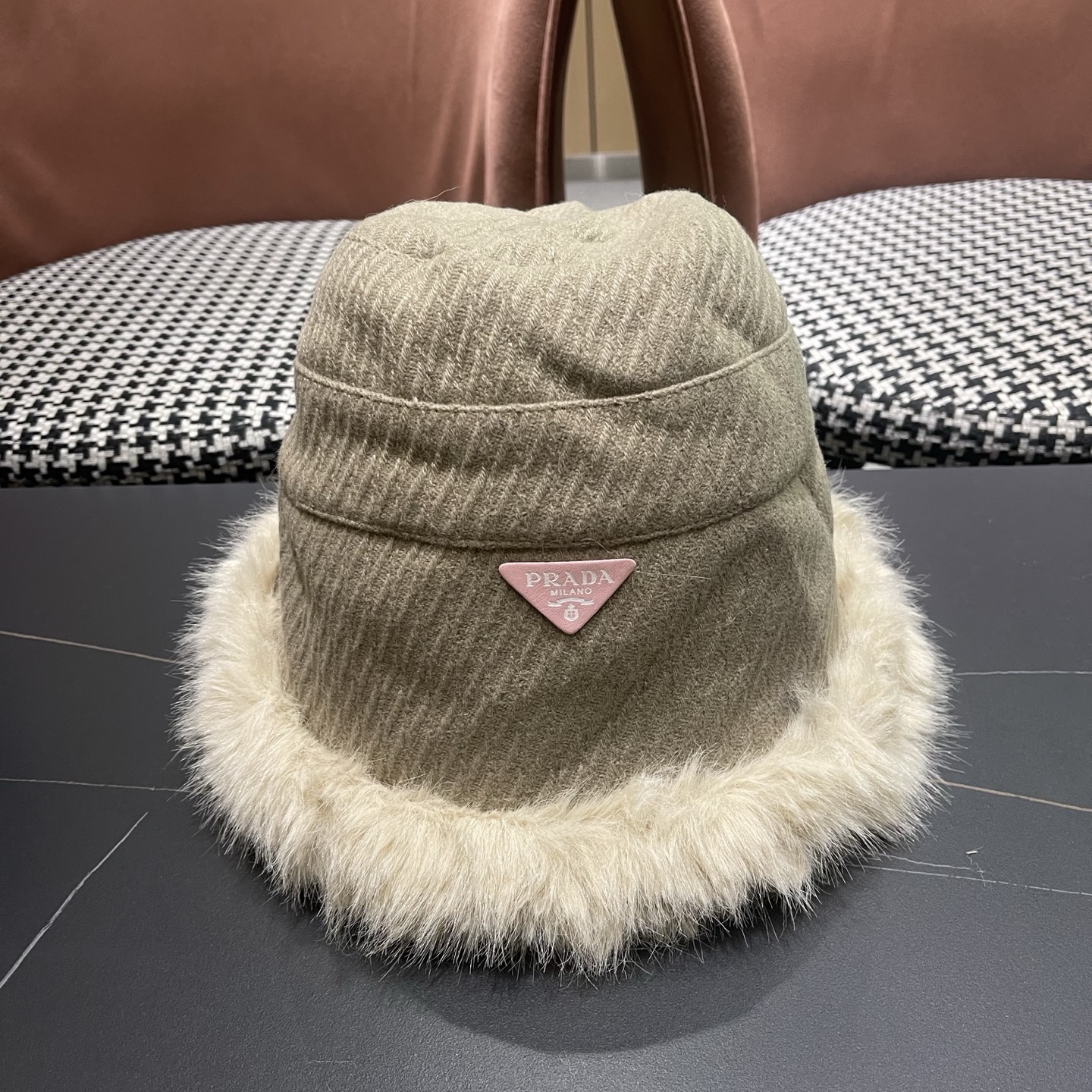 PRADA公式旗艦店】プラダ バケットハット/帽子