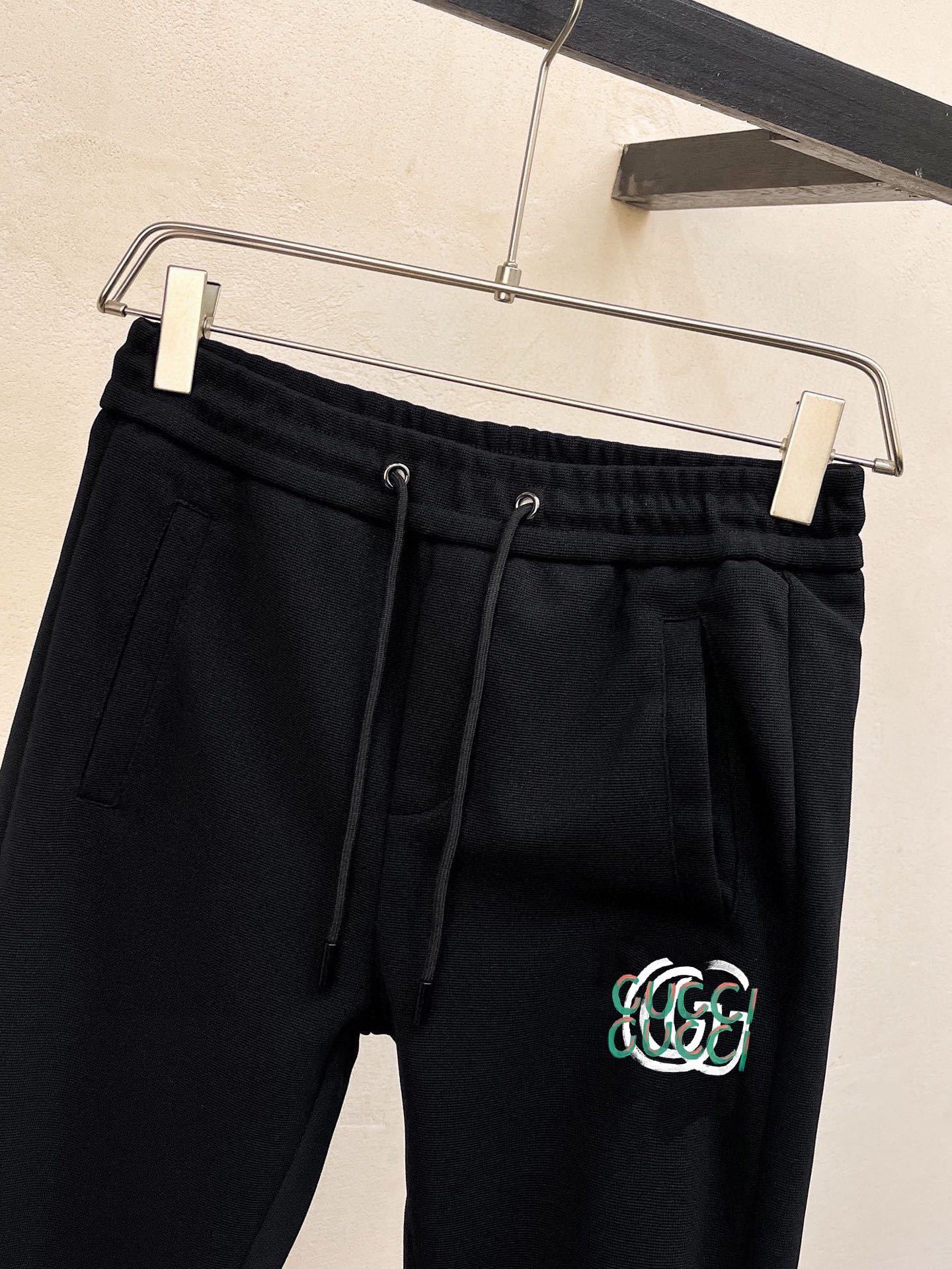 【GUCCI公式旗艦店】グッチ 上下セット セットアップ ご好評に付き再入荷！