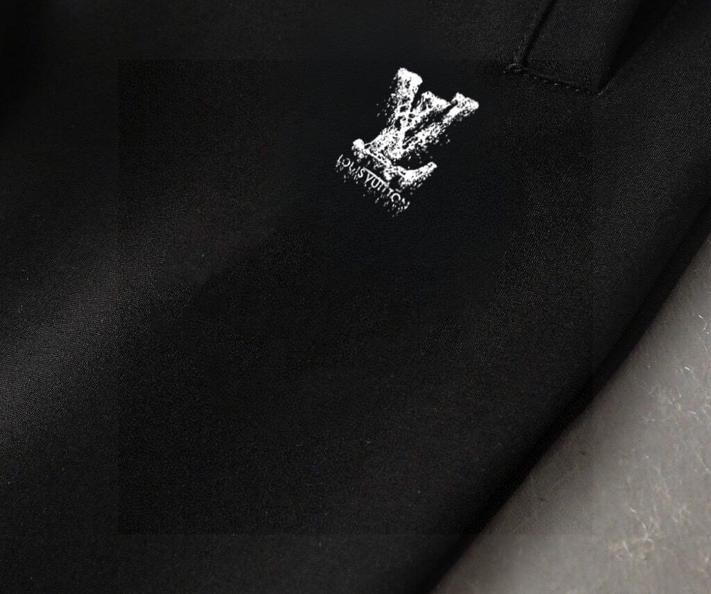 【LOUIS VUITTON旗艦店】ルイヴィトン 上下セット セットアップ ご好評に付き再入荷！