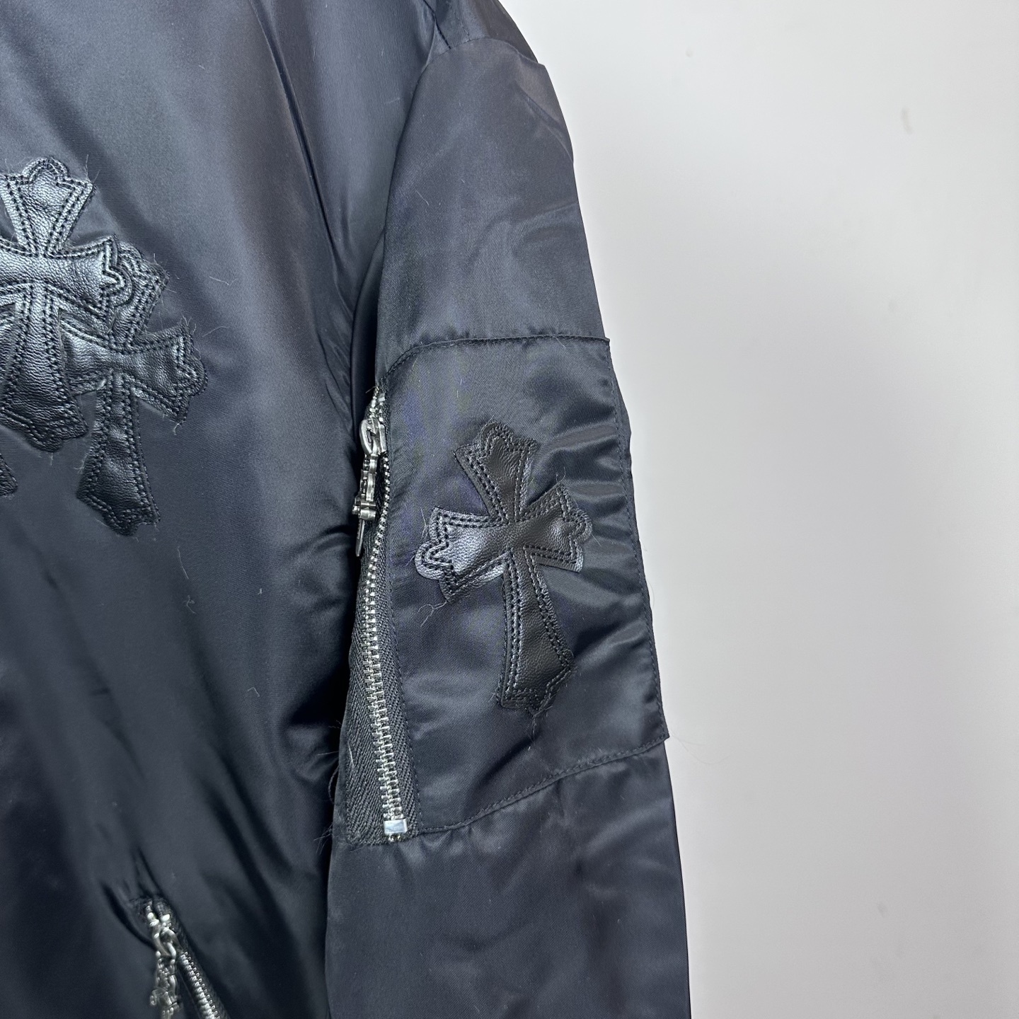 【CHROME HEARTS旗艦店】クロムハーツ ジャケット ご好評に付き再入荷！