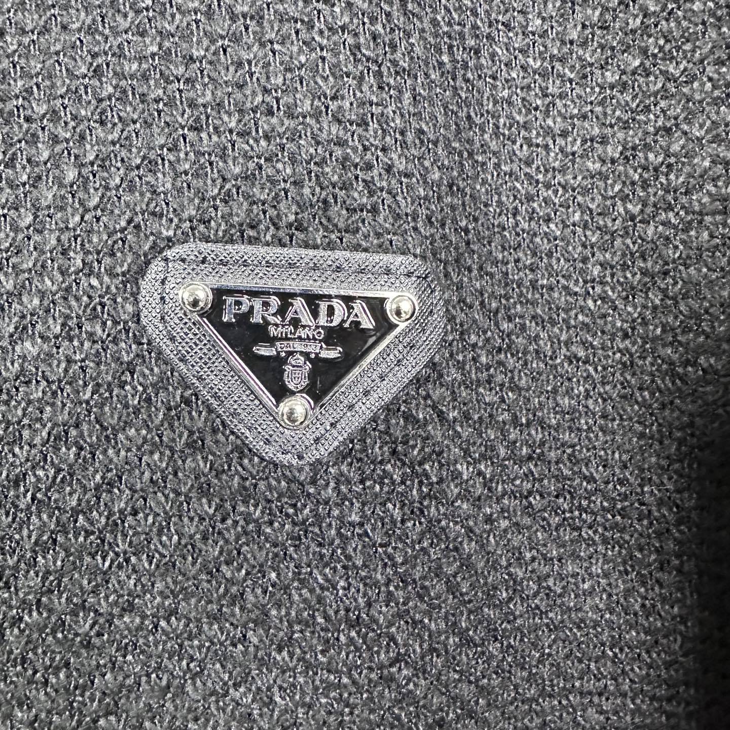 【PRADA旗艦店】プラダ ジャケット ご好評に付き再入荷！