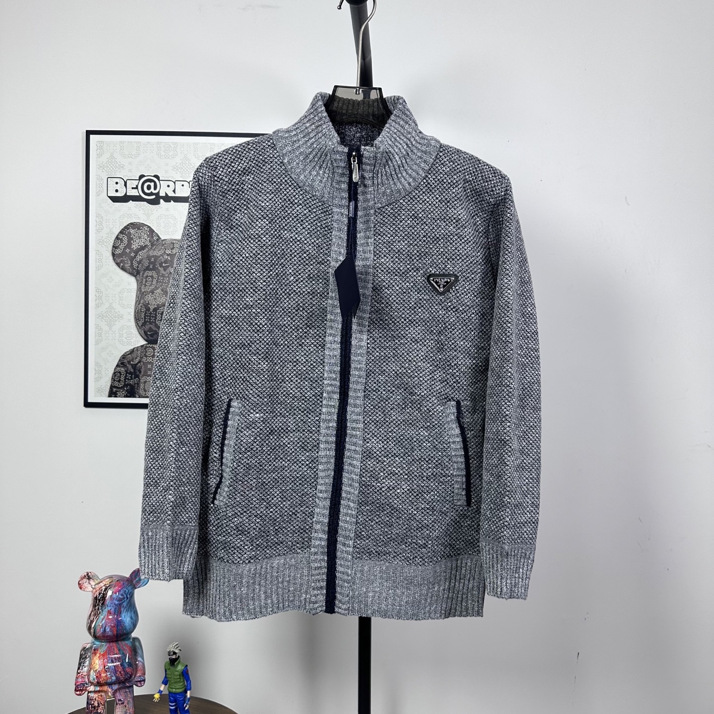 【PRADA旗艦店】プラダ ジャケット ご好評に付き再入荷！