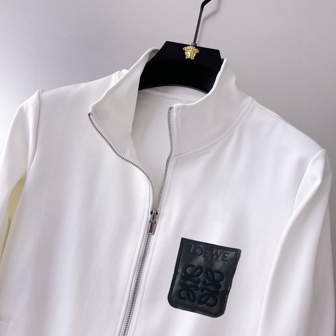 【LOEWE公式旗艦店】ロエベ 上下セット セットアップ ご好評に付き再入荷！