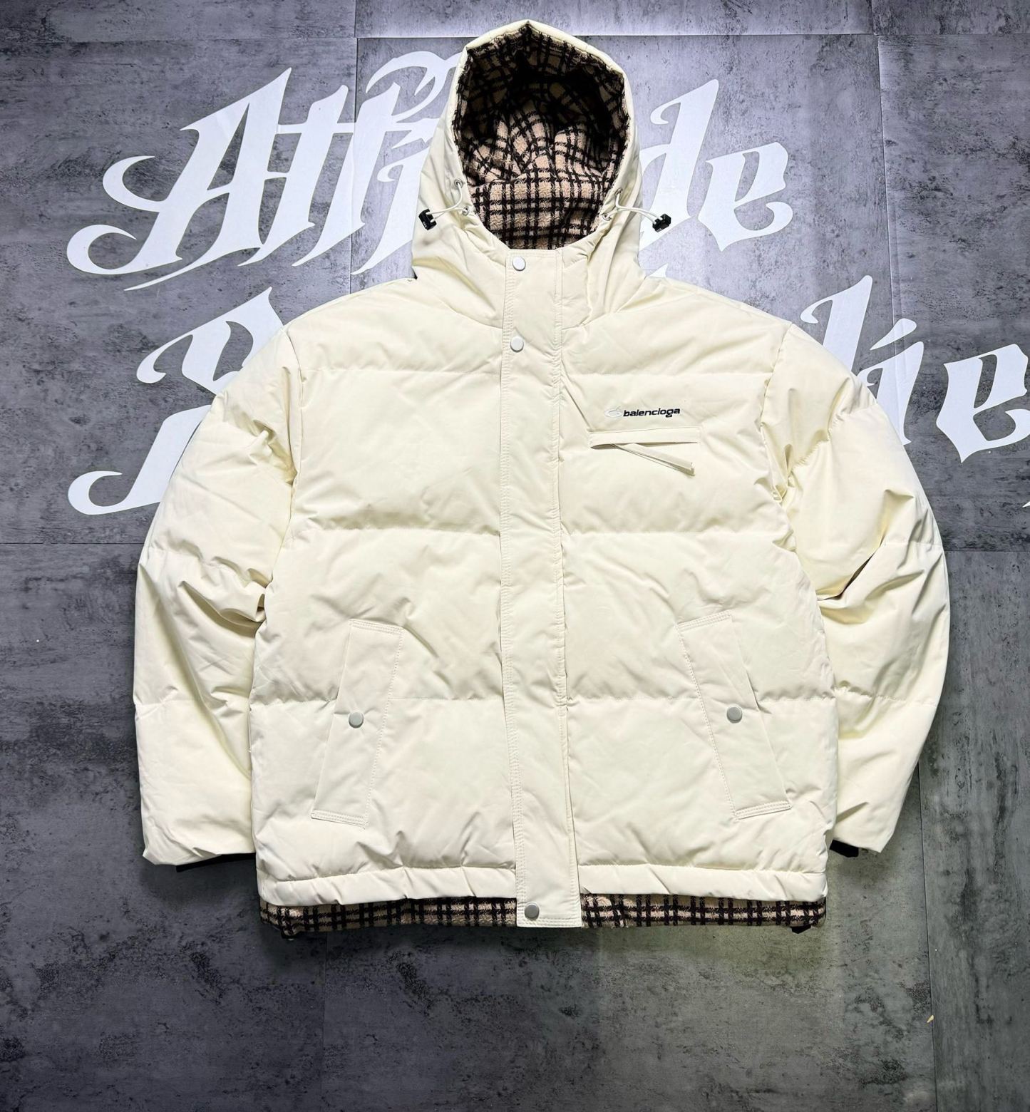 【BALENCIAGA旗艦店】バレンシアガ ダウンジャケット ご好評に付き再入荷！