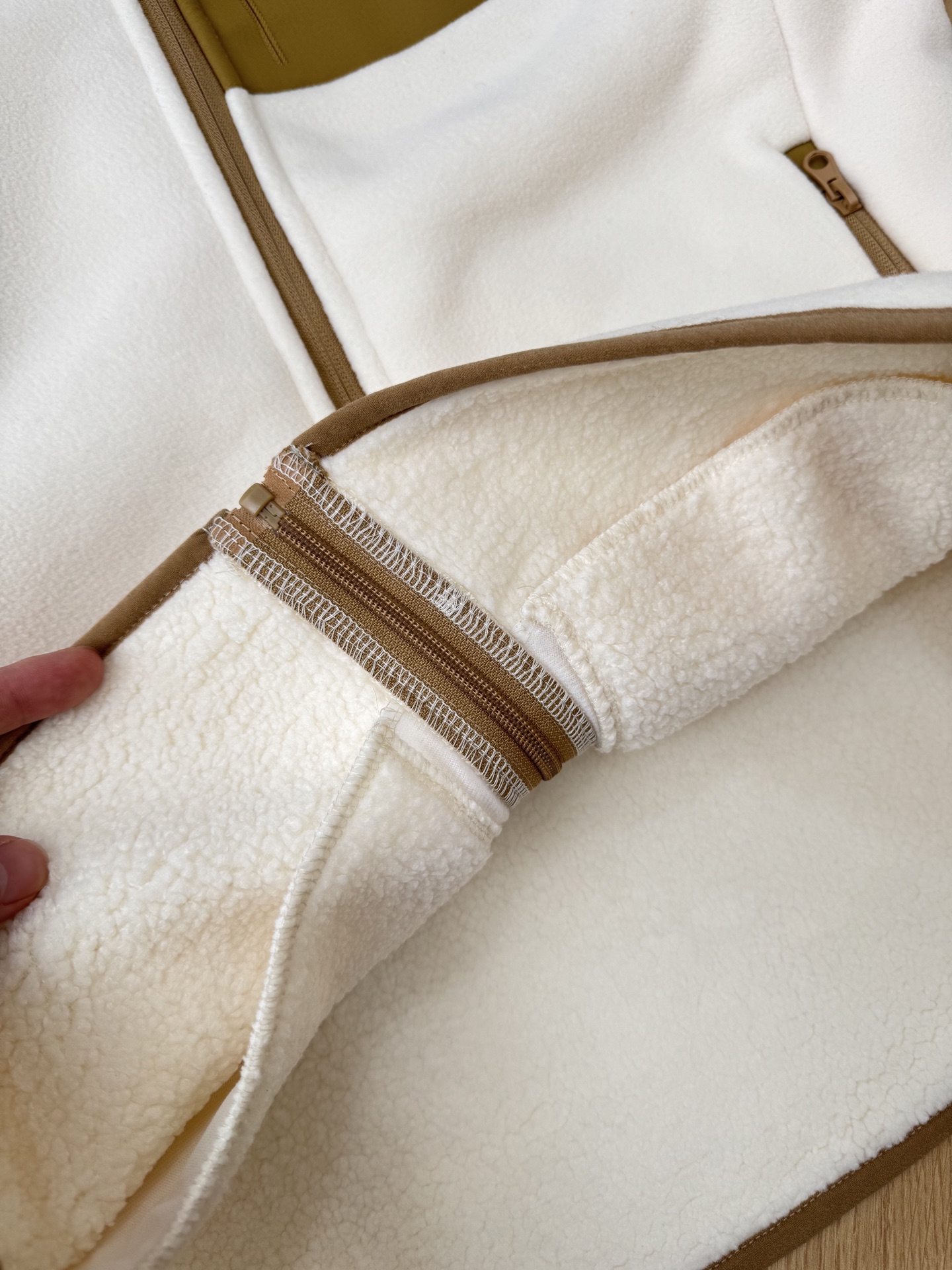 【ARC'TERYX旗艦店】ダウンジャケット 男女兼用 ご好評に付き再入荷！