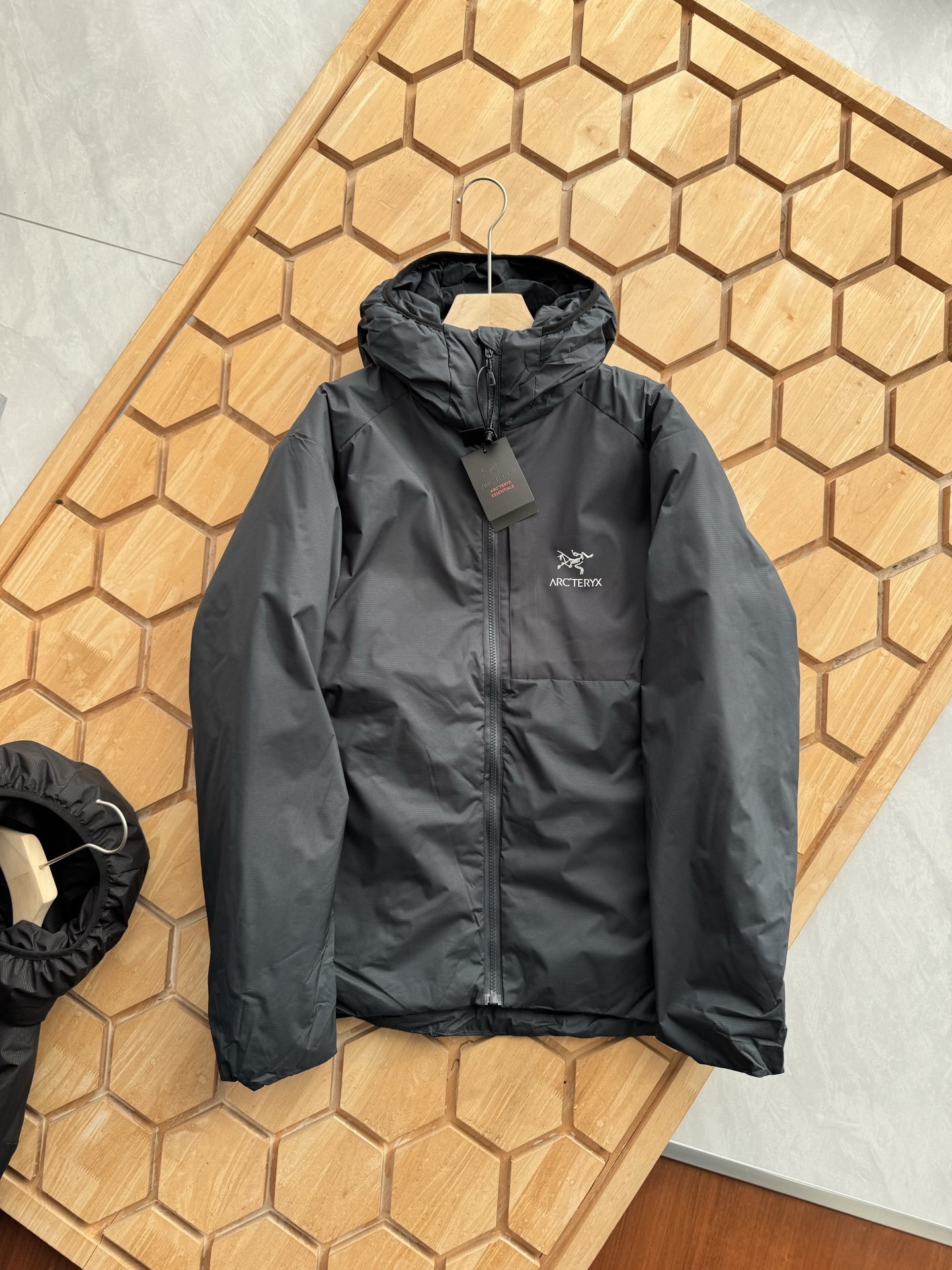 【ARC'TERYX旗艦店】ダウンジャケット 男女兼用 ご好評に付き再入荷！