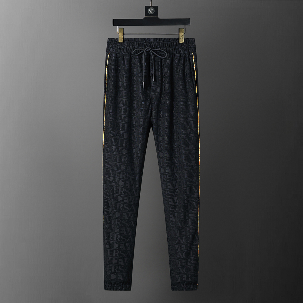 【VERSACE旗艦店】ヴェルサーチ 上下セット セットアップ ご好評に付き再入荷！