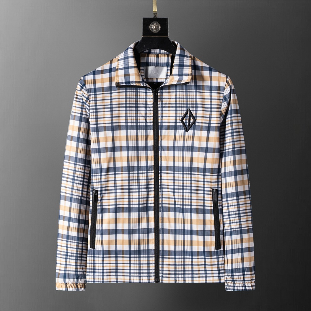 【DIOR旗艦店】ディオール 秋冬の新作ジャケット 、ご好評に付き再入荷！