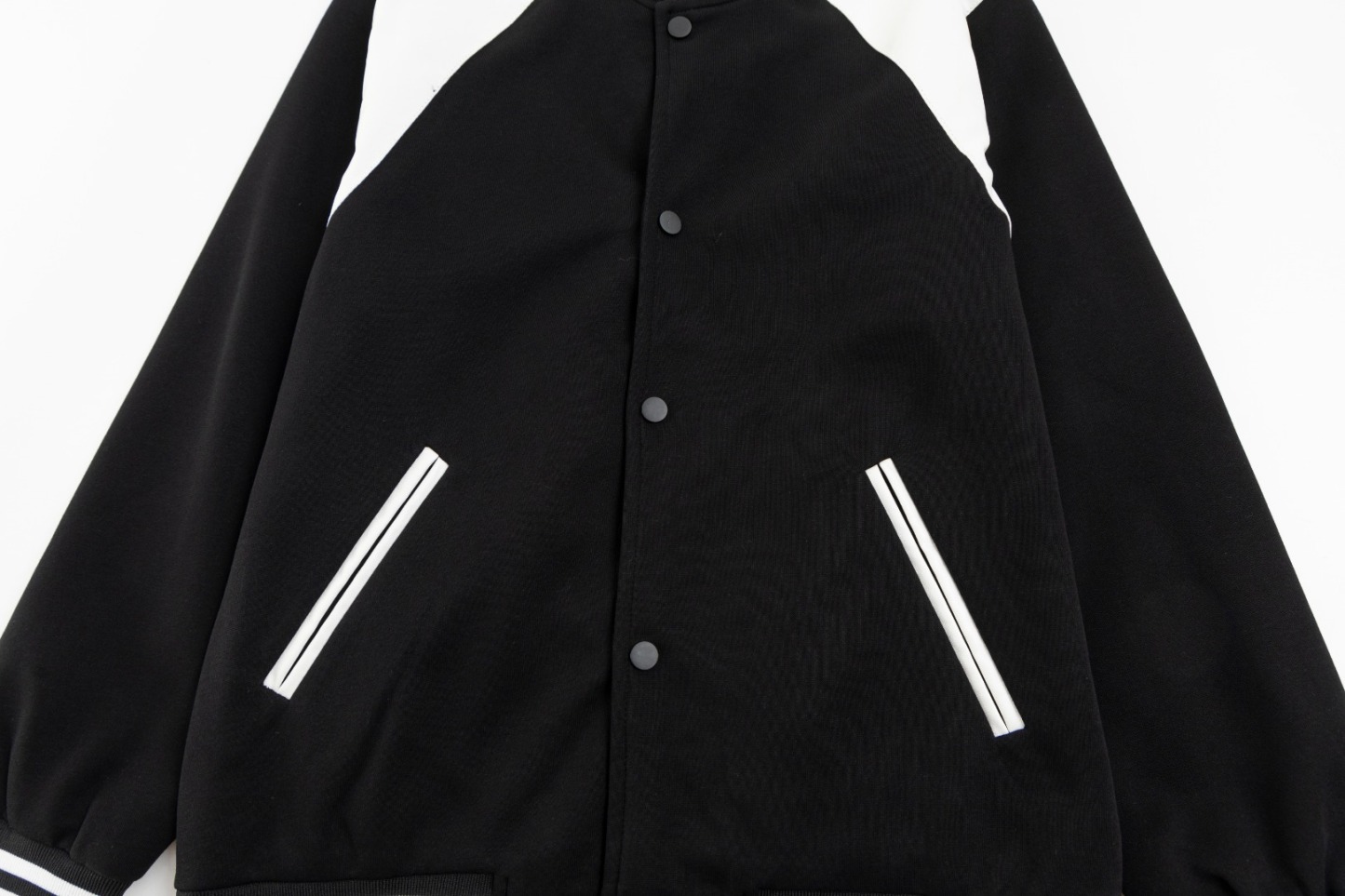 【SAINT LAURENT旗艦店】野球服のジャケット ご好評に付き再入荷！