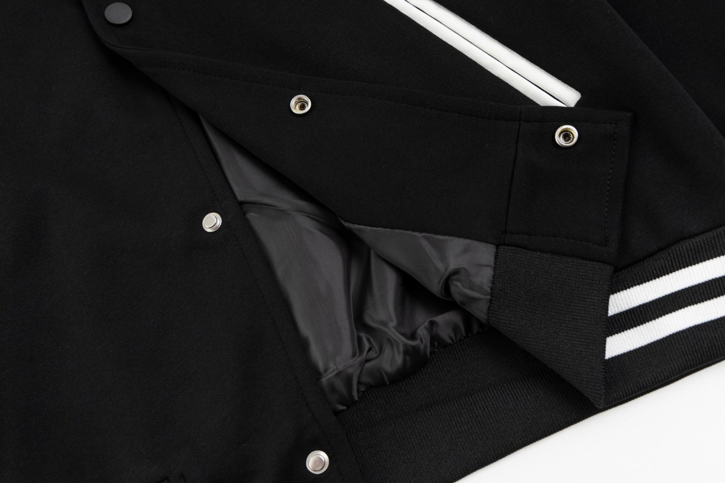 【SAINT LAURENT旗艦店】野球服のジャケット ご好評に付き再入荷！