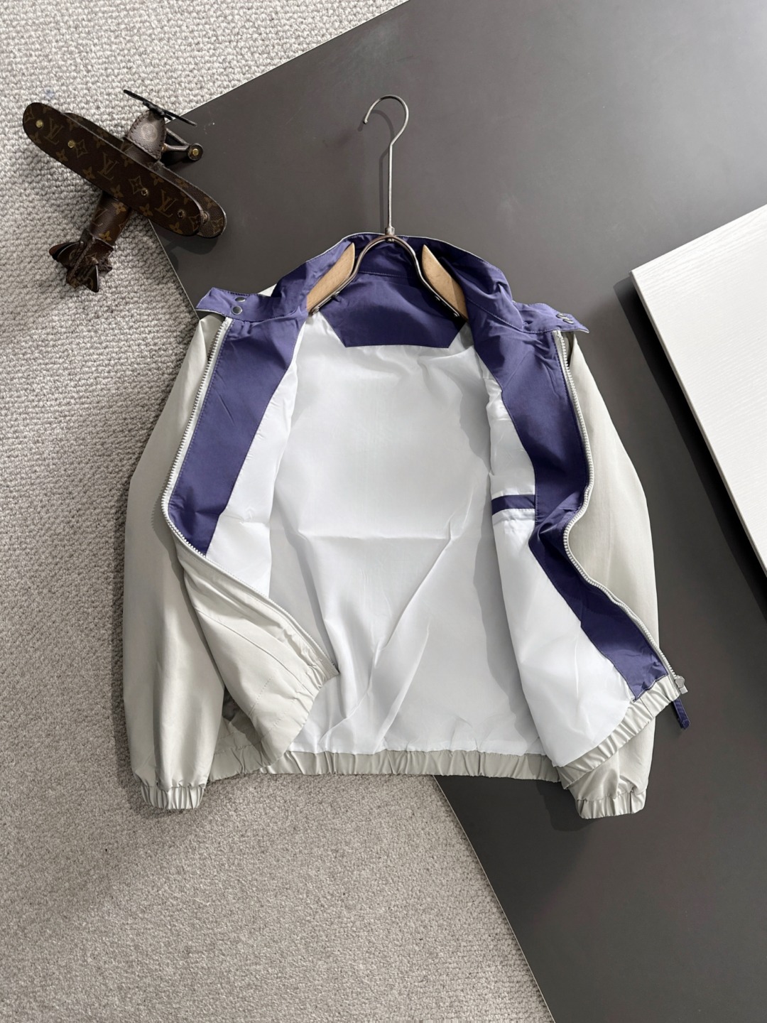 【MONCLER旗艦店】モンクレール ジャケット 、ご好評に付き再入荷！