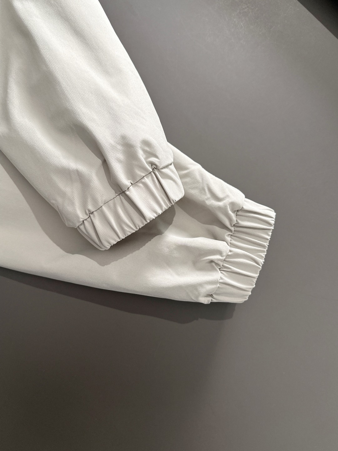 【MONCLER旗艦店】モンクレール ジャケット 、ご好評に付き再入荷！