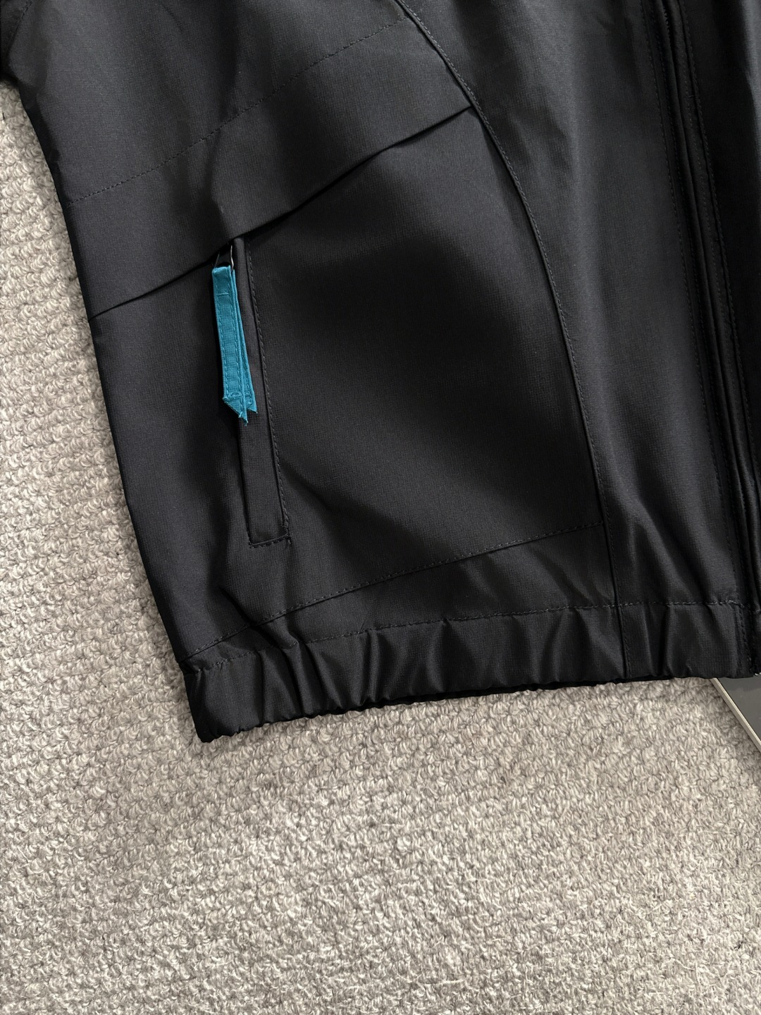 【MONCLER旗艦店】モンクレール ジャケット 、ご好評に付き再入荷！