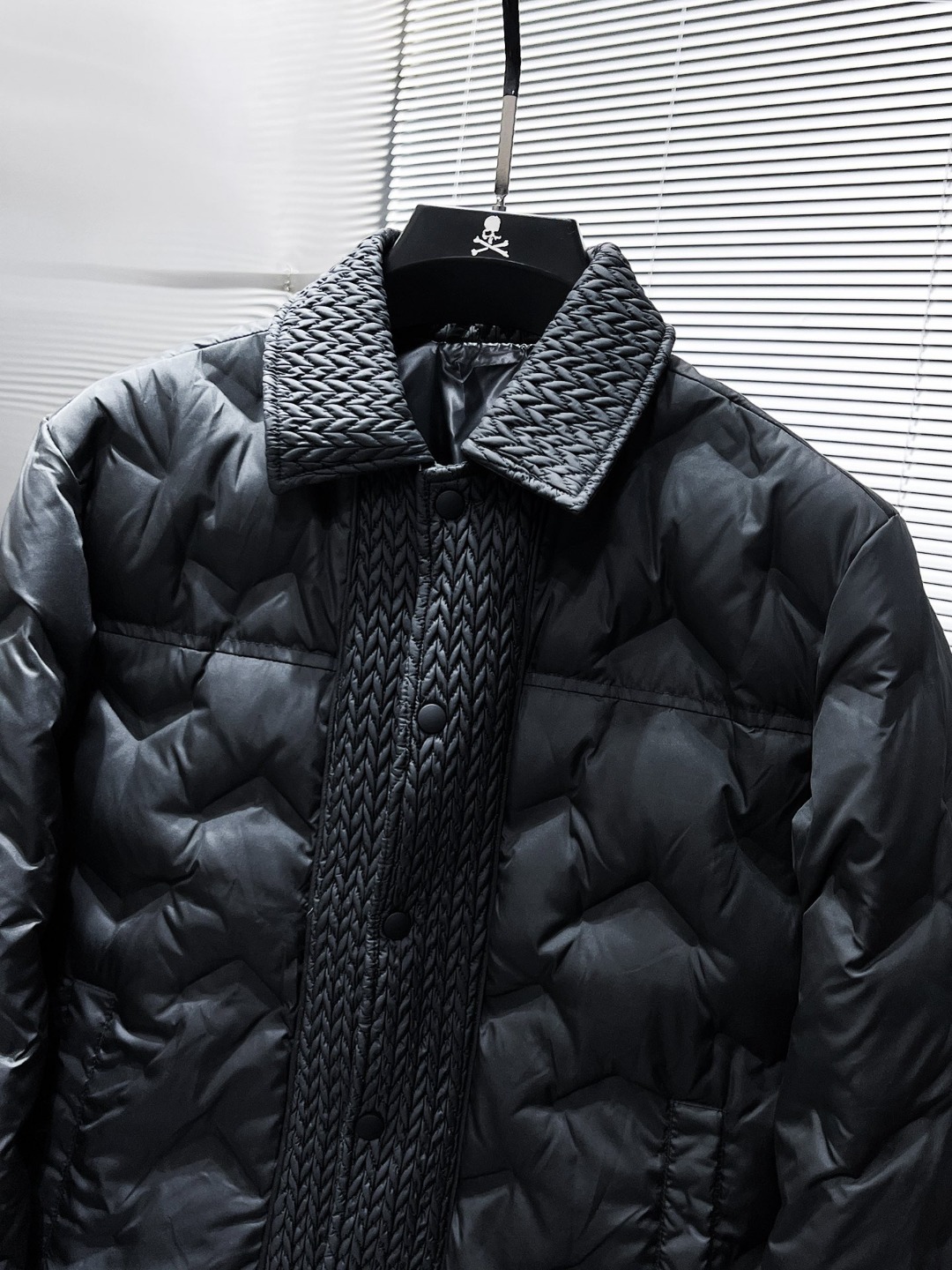 【PRADA旗艦店】プラダ ダウンジャケット ご好評に付き再入荷！