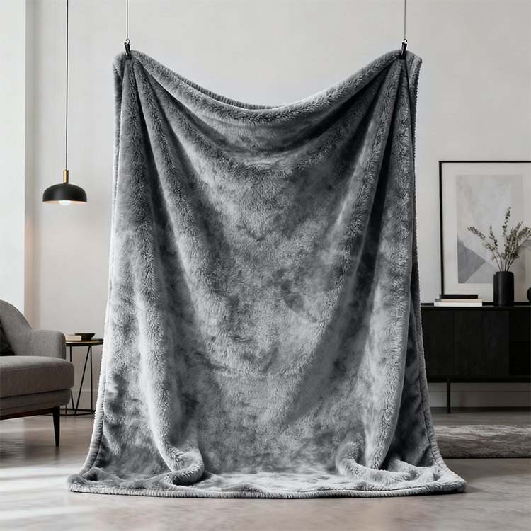 深灰色柔軟毛絨毯子