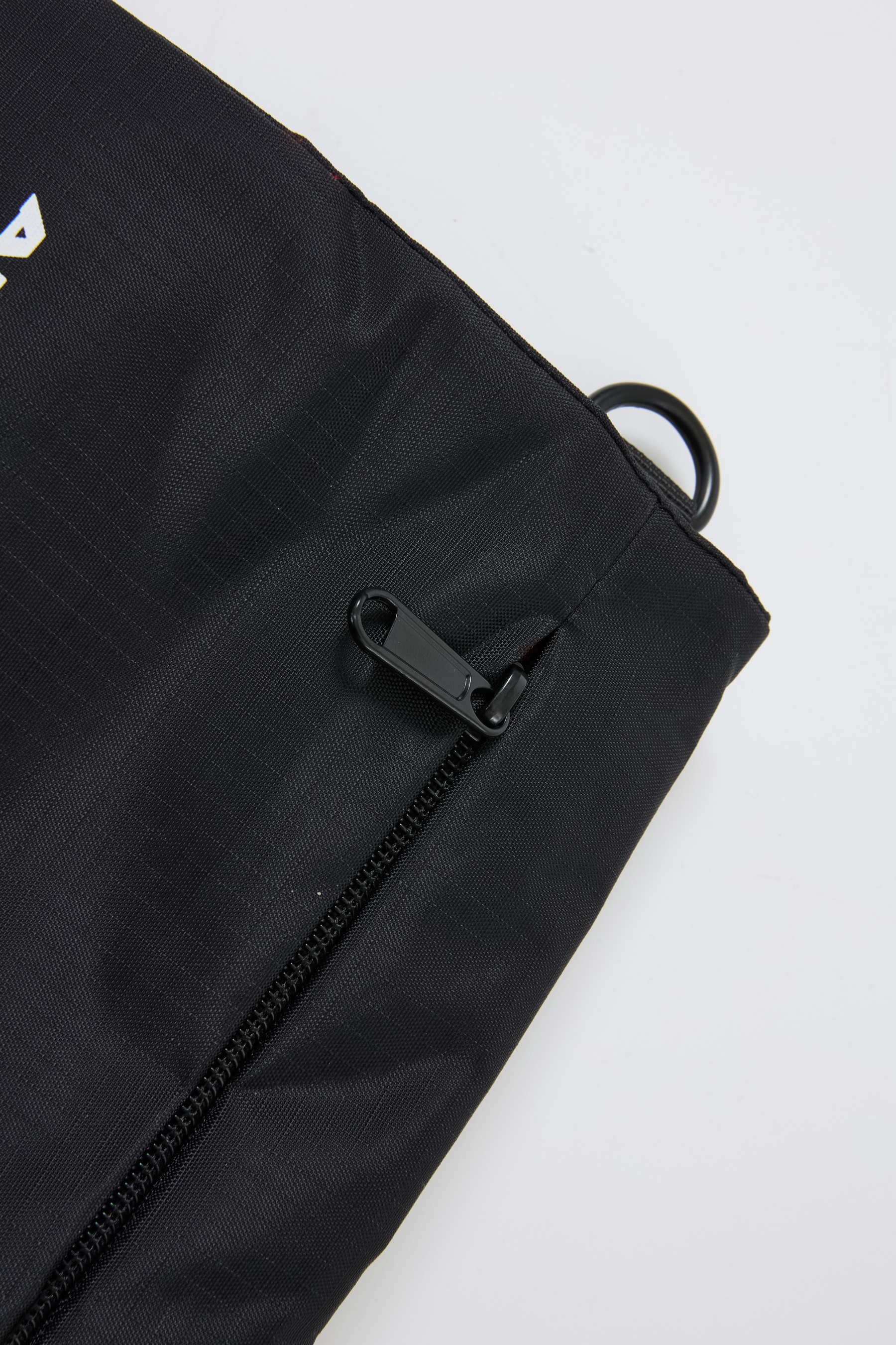ADVAN Travel Pouch