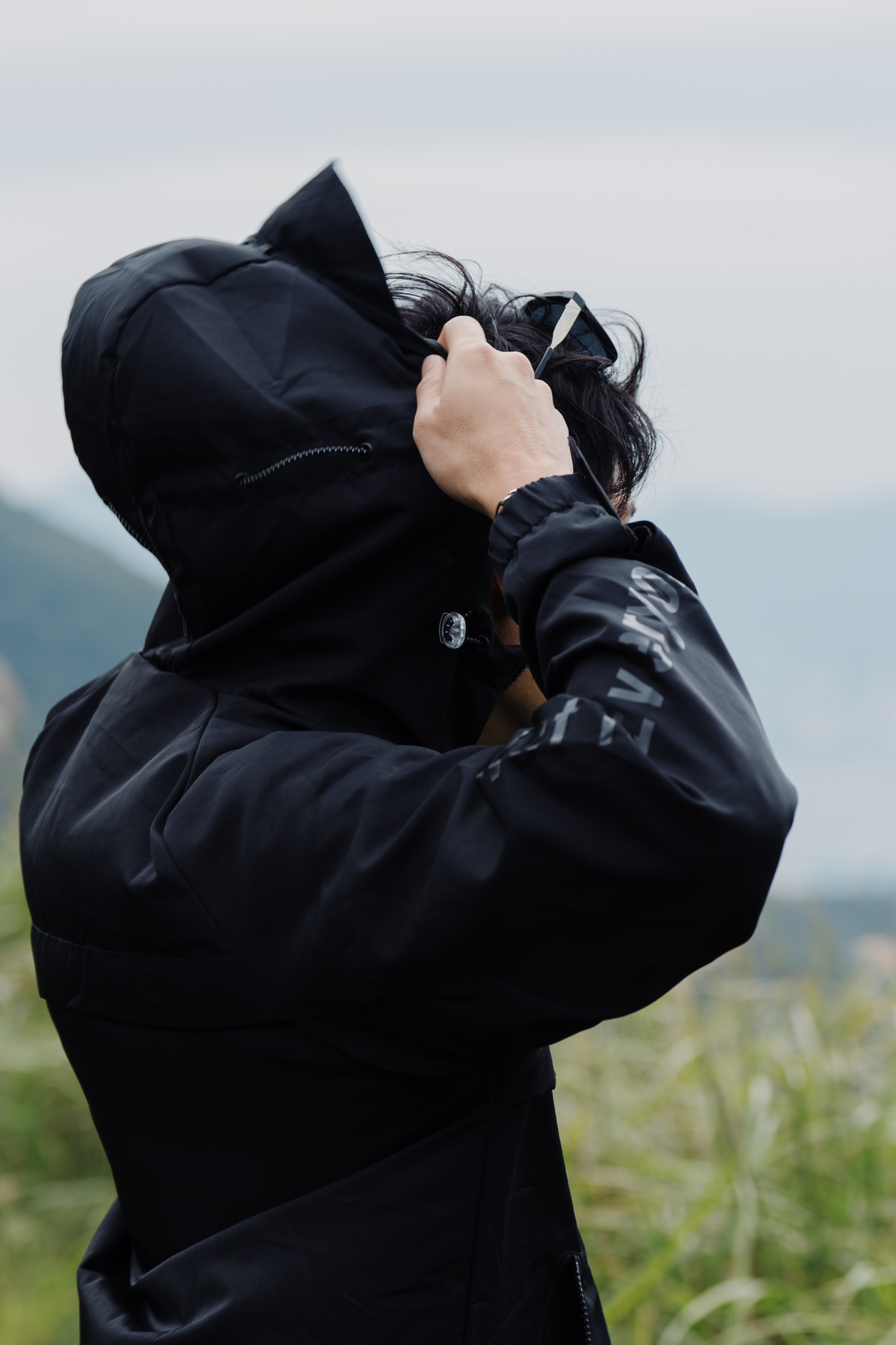 ADVAN X FUMBLE WINDBREAKER