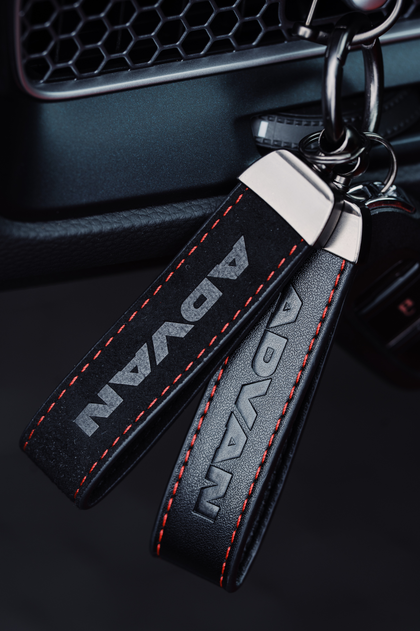 ADVAN X FUMBLE KEYCHAIN (Glossy / Suede Leather)