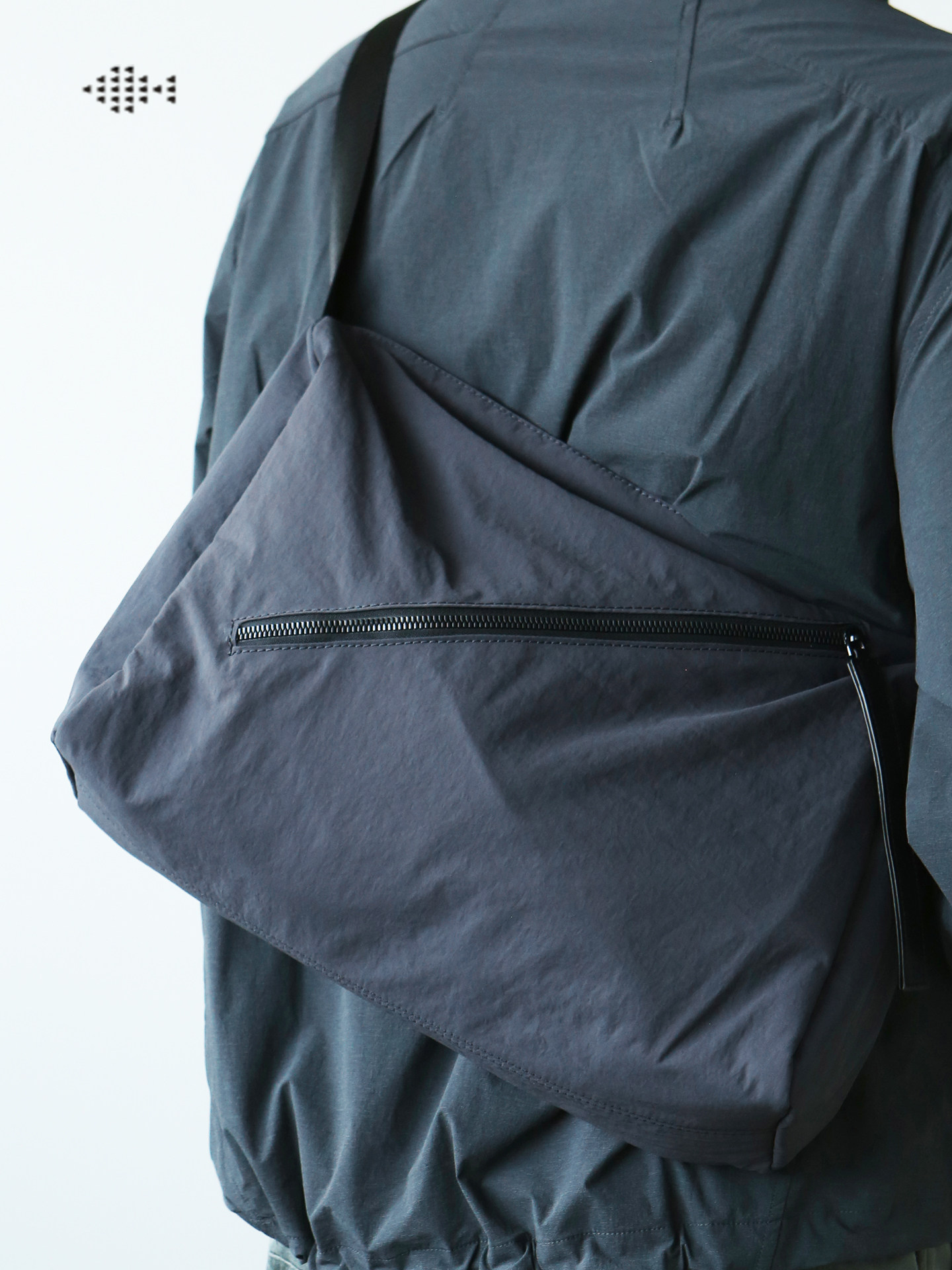 DEEPKEE簡潔戶外男包3924號