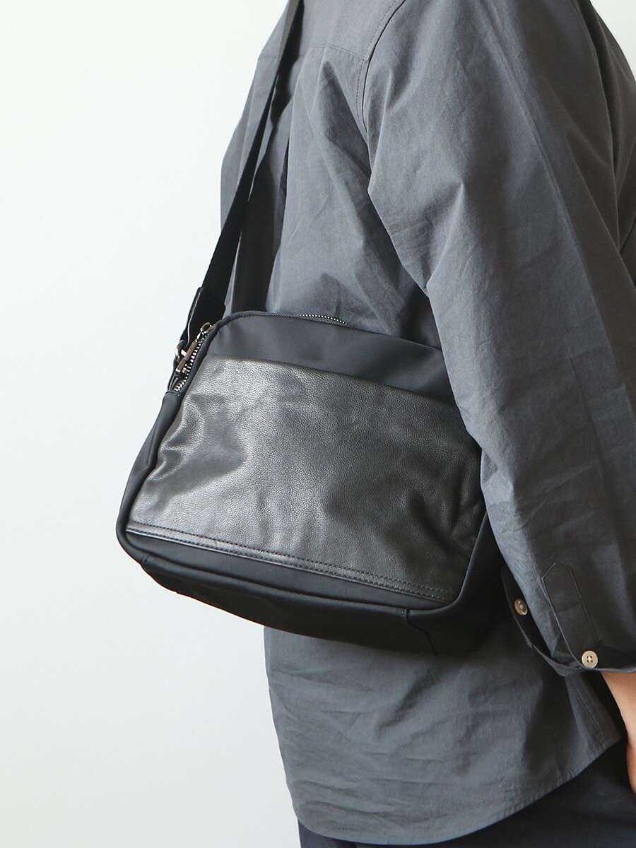 DEEPKEE尼龍配皮男式斜背包LB667號