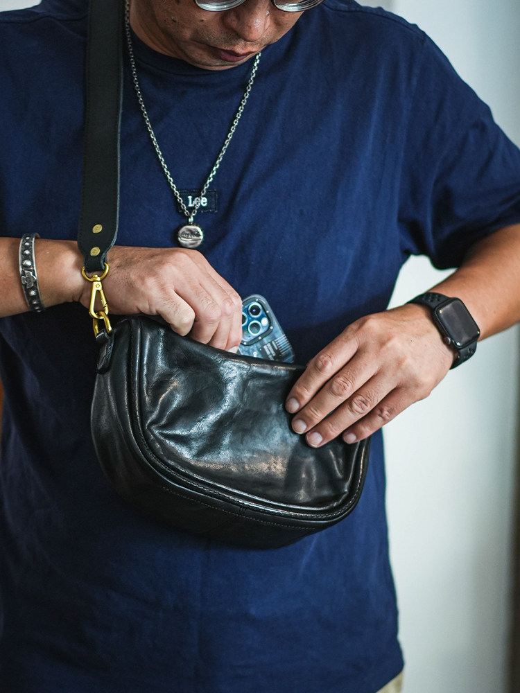 DEEPKEE全皮手作斜背包D70223號