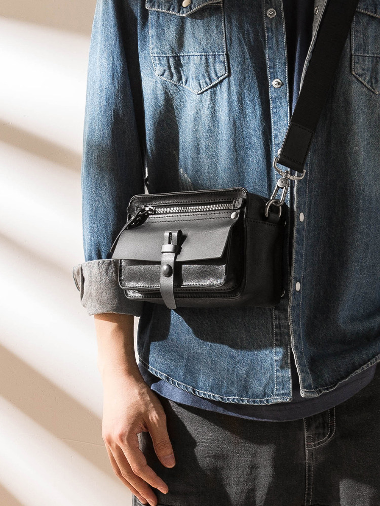 DEEPKEE眞皮男女同款斜背包8122號