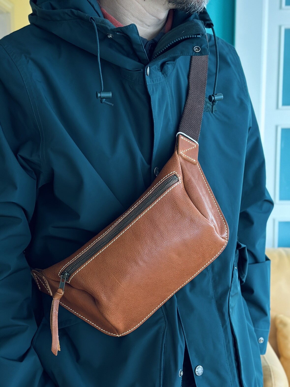 DEEPKEE頭層牛皮單肩斜背胸包腰包真皮拉鏈復古包6633號