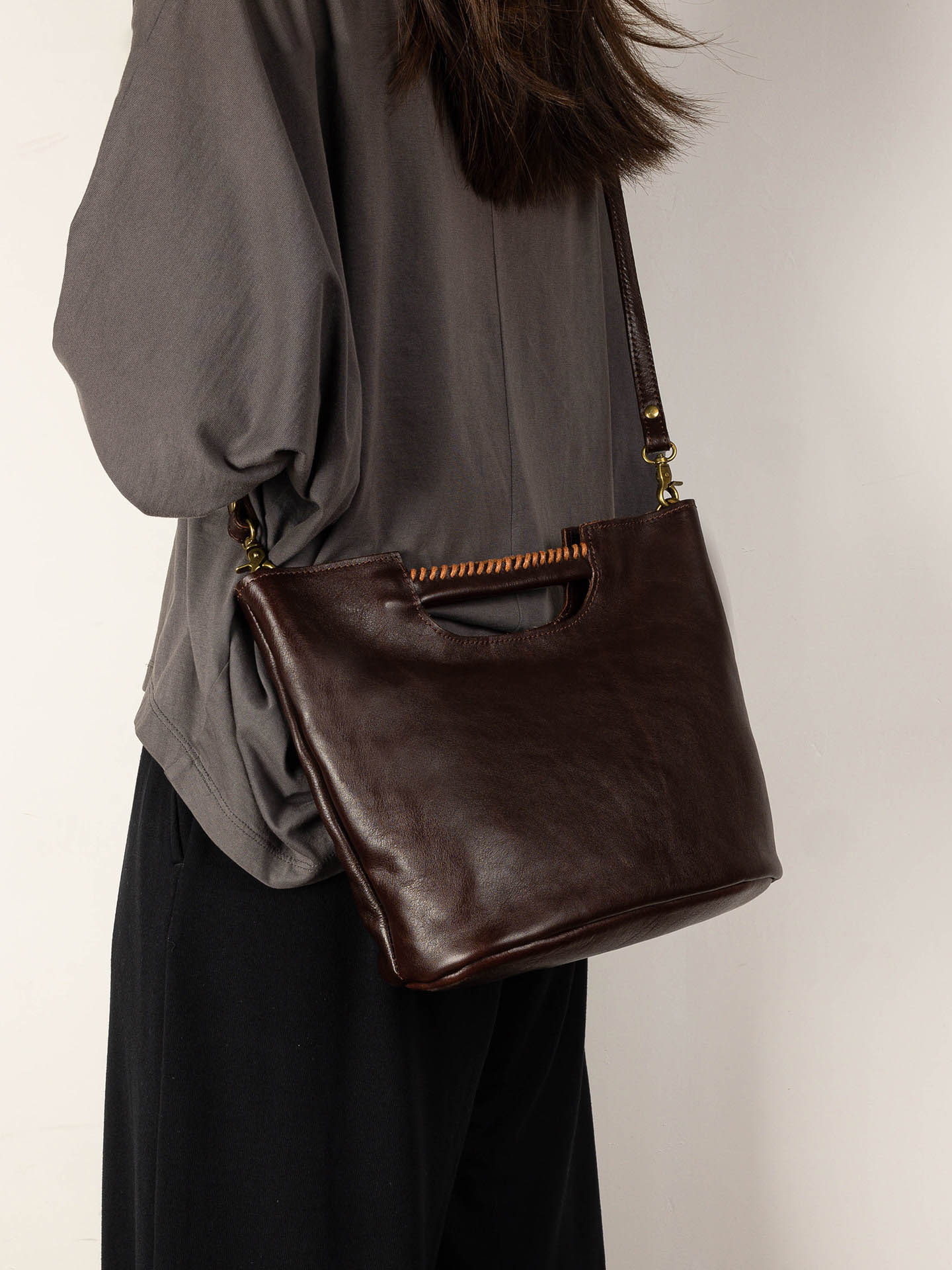 DEEPKEE 復古頭層樹膏植鞣牛皮女士包袋 質感真皮軟包 78817 號